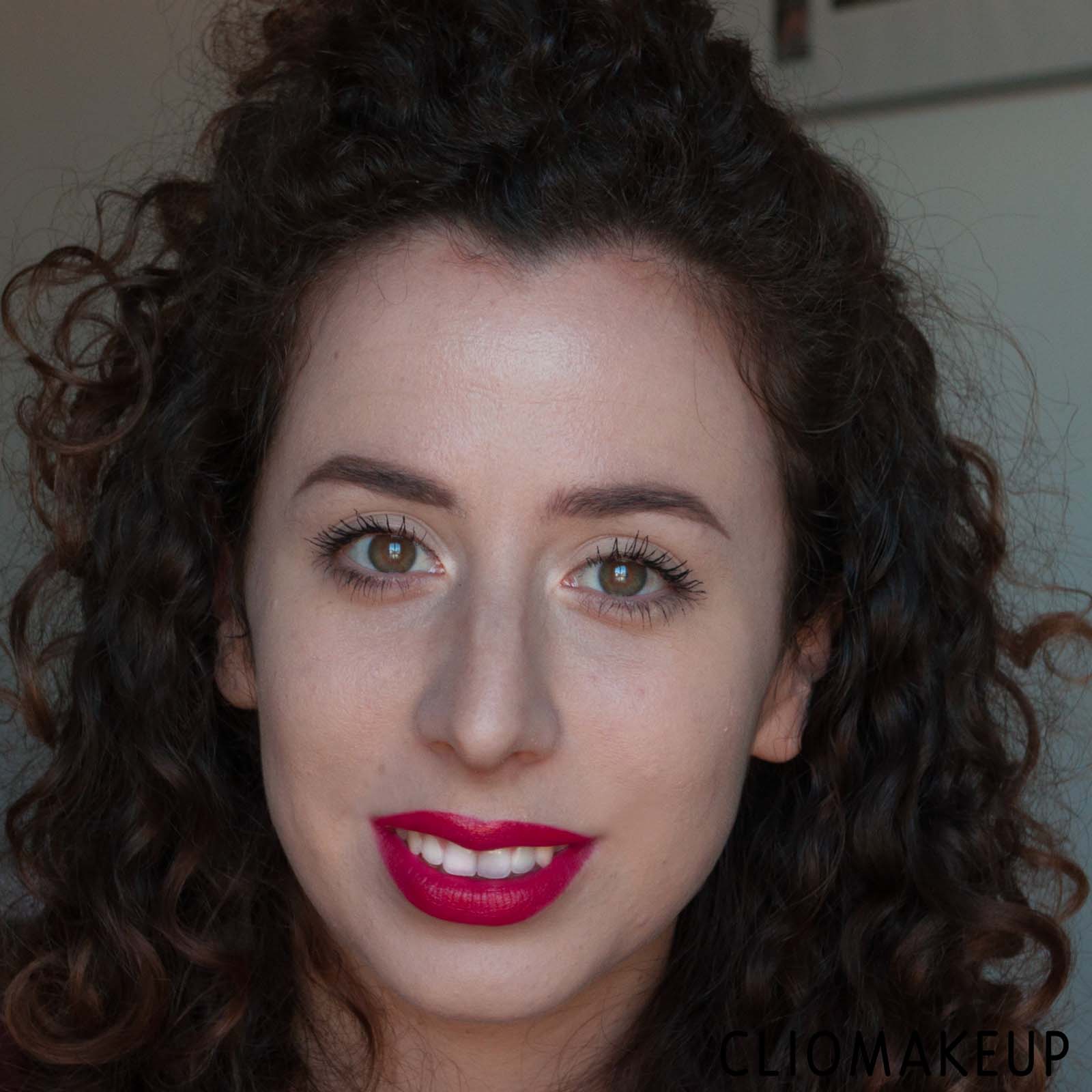 cliomakeup-recensione-mascara-sephora-outrageous-oversized-lashes-multidimensional-volume-mascara-14