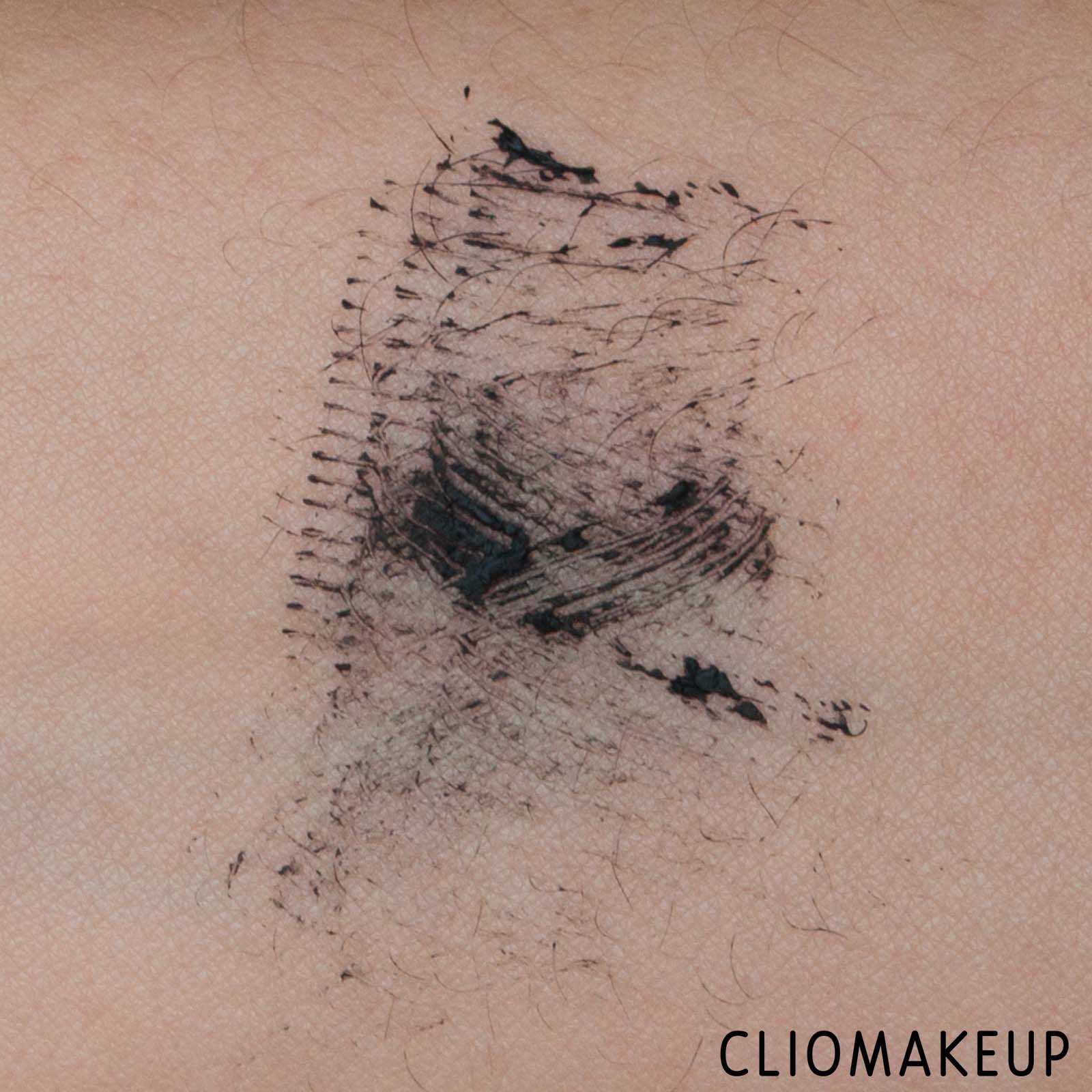 cliomakeup-recensione-mascara-sephora-outrageous-oversized-lashes-multidimensional-volume-mascara-6