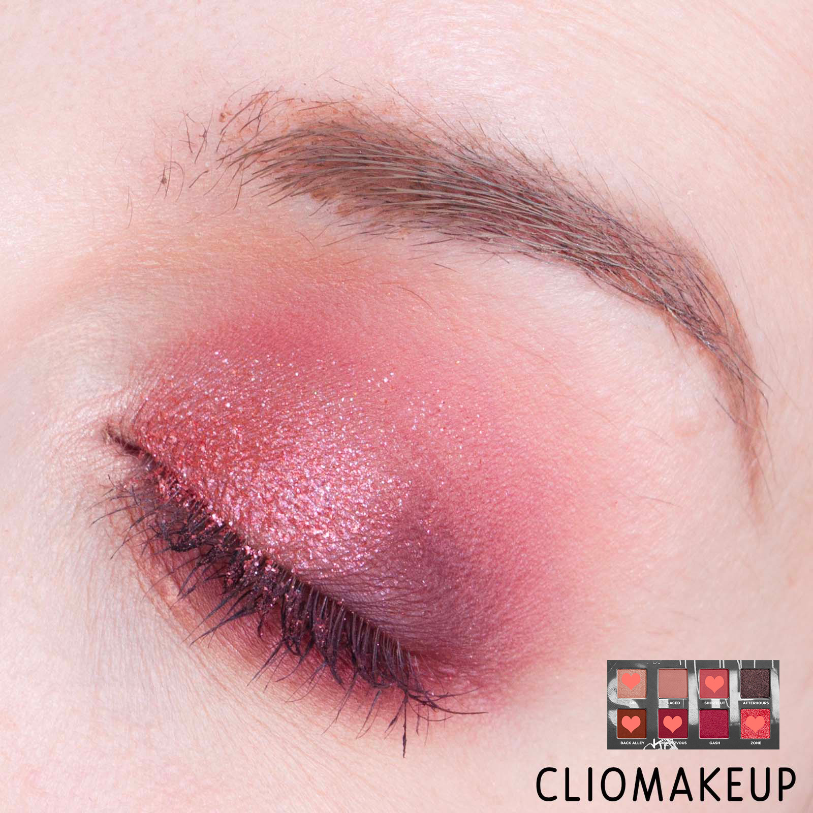 cliomakeup-recensione-palette-urban-decay-on-the-run-eyeshadow-palette-15