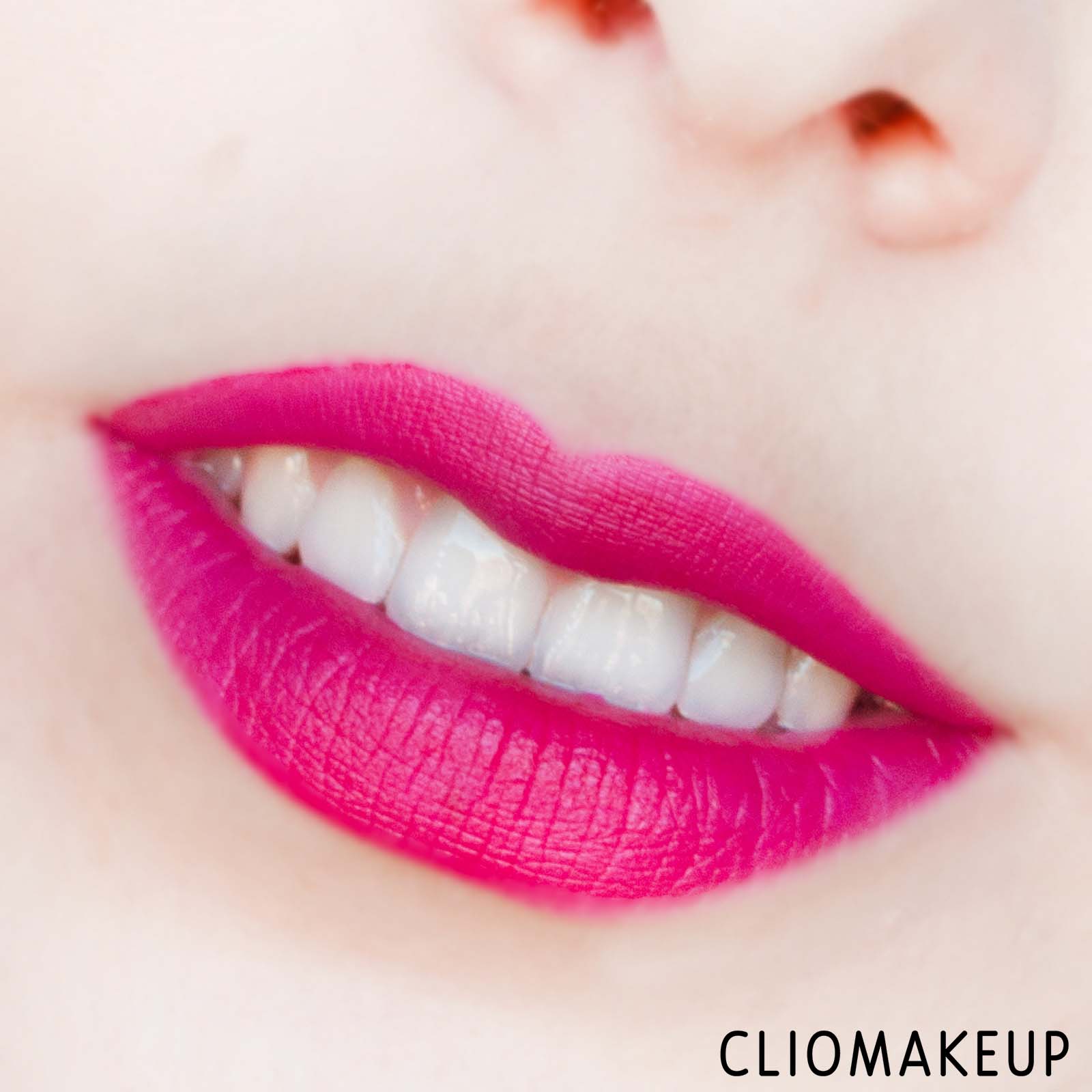 cliomakeup-recensione-rossetti-l'oreal-rouge-signature-lasting-matte-liquid-lipstick-12
