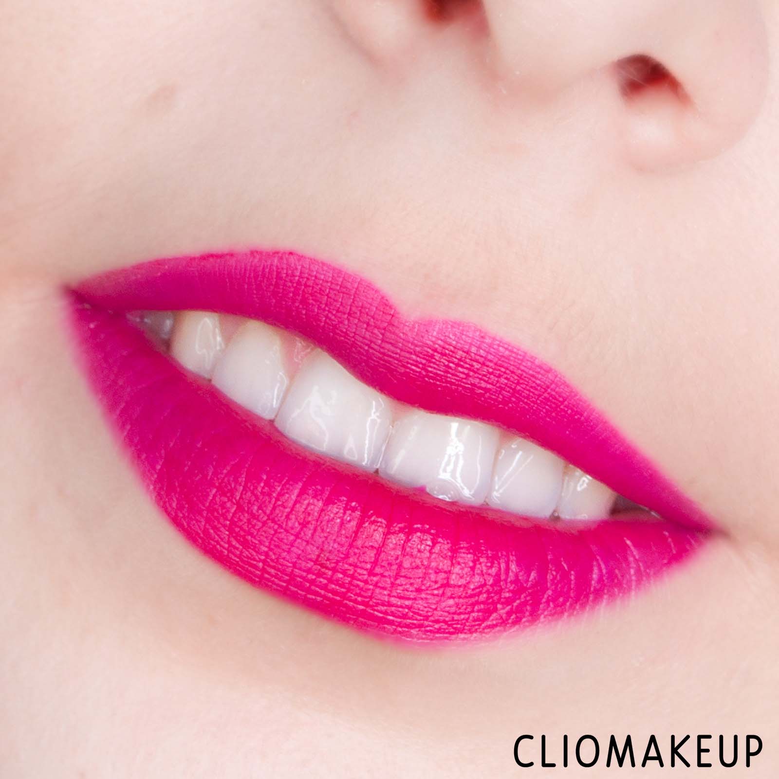 cliomakeup-recensione-rossetti-l'oreal-rouge-signature-lasting-matte-liquid-lipstick-13