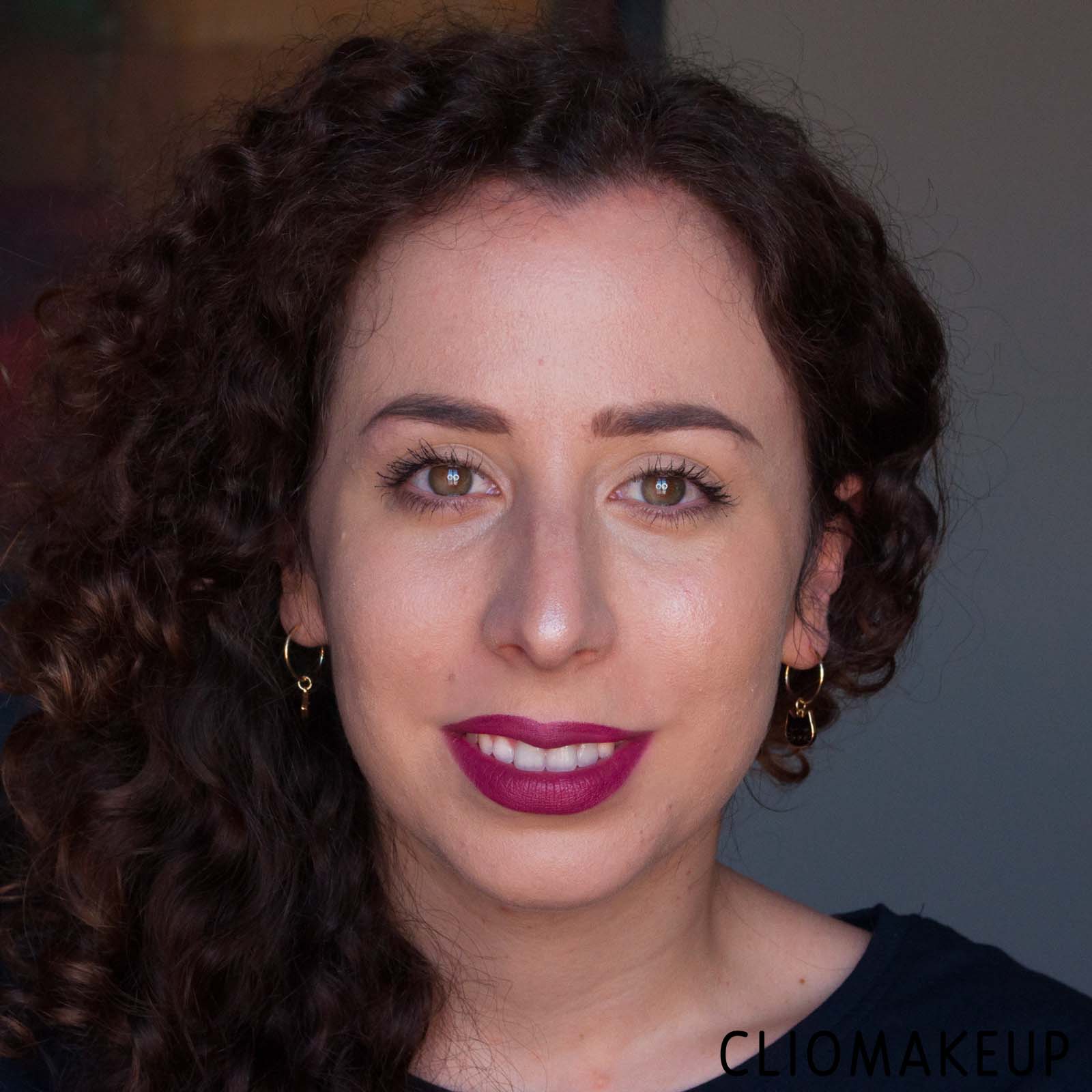 cliomakeup-recensione-cipria-essence-you-better-work-fixing-powder-11