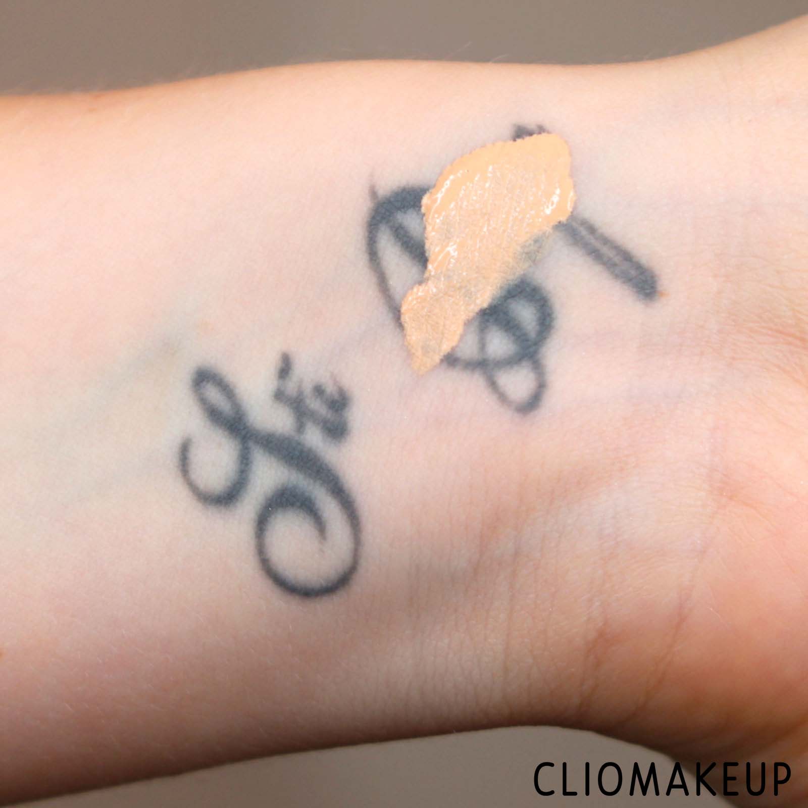 cliomakeup-recensione-correttore-wycon-love-n-cover-8