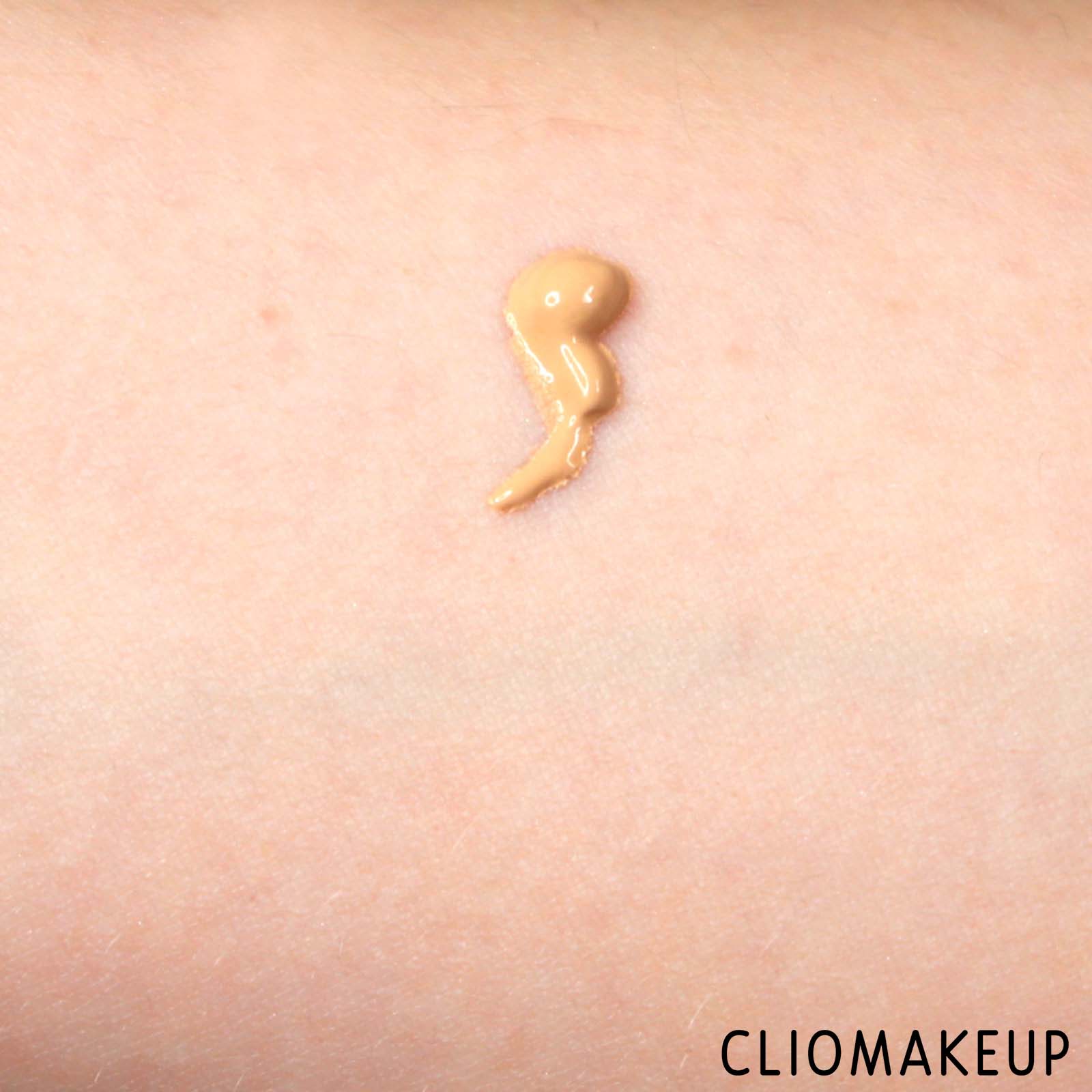 cliomakeup-recensione-fondotinta-deborah-extra-mat-formula-pura-7