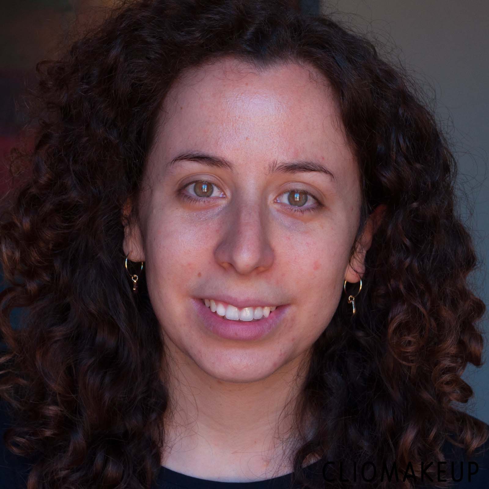 cliomakeup-recensione-fondotinta-in-stick-makeup-revolution-fast-base-stick-foundation-10