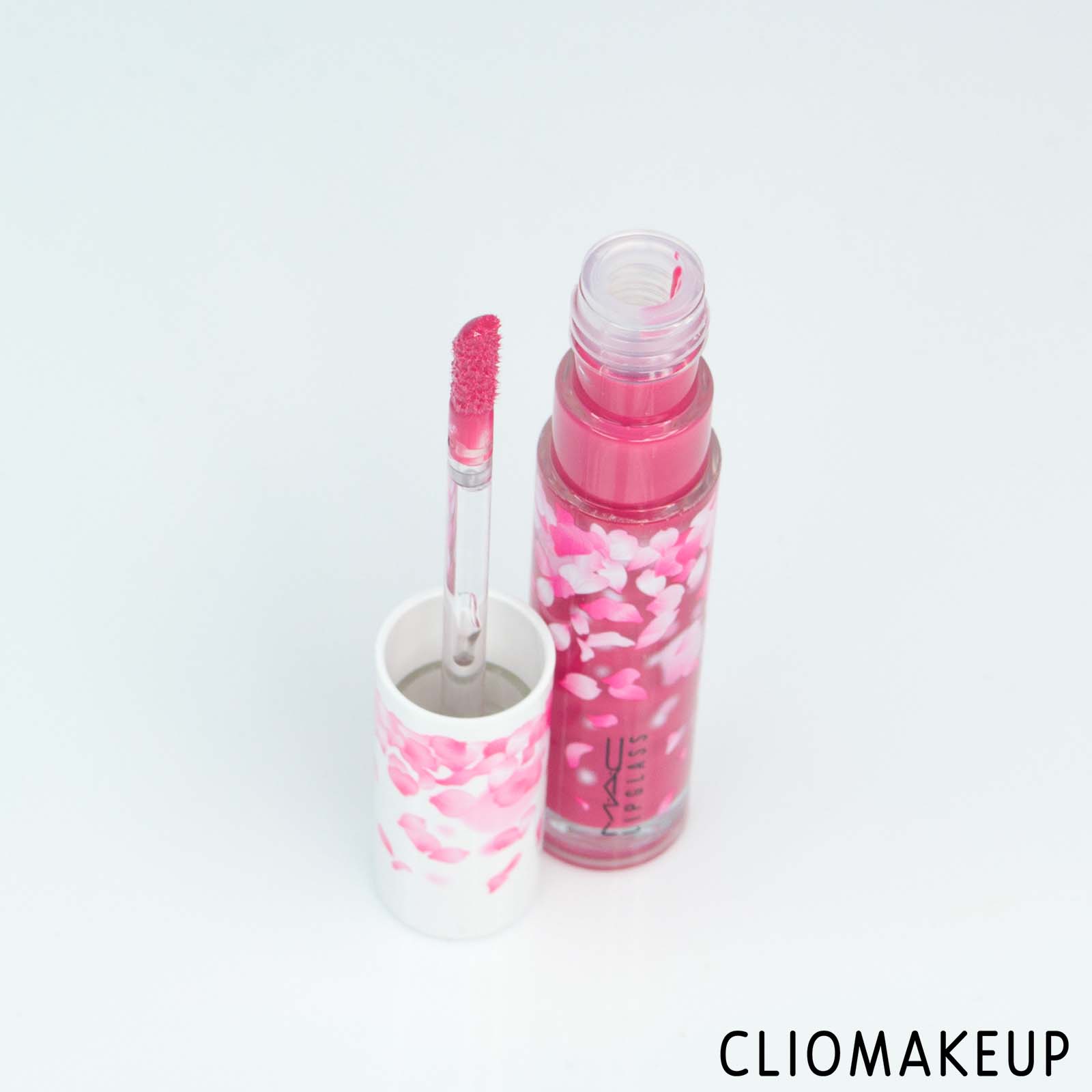 cliomakeup-recensione-gloss-mac-boom-boom-bloom-lipglass-5