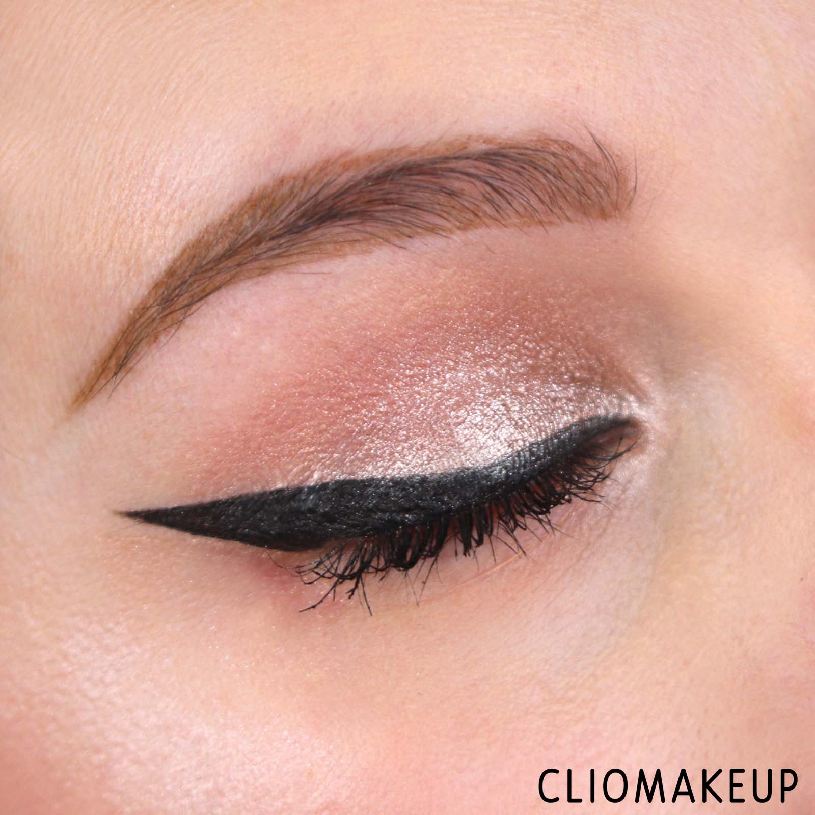 cliomakeup-recensione-illuminante-revolution-makeup-jelly-highlighter-15