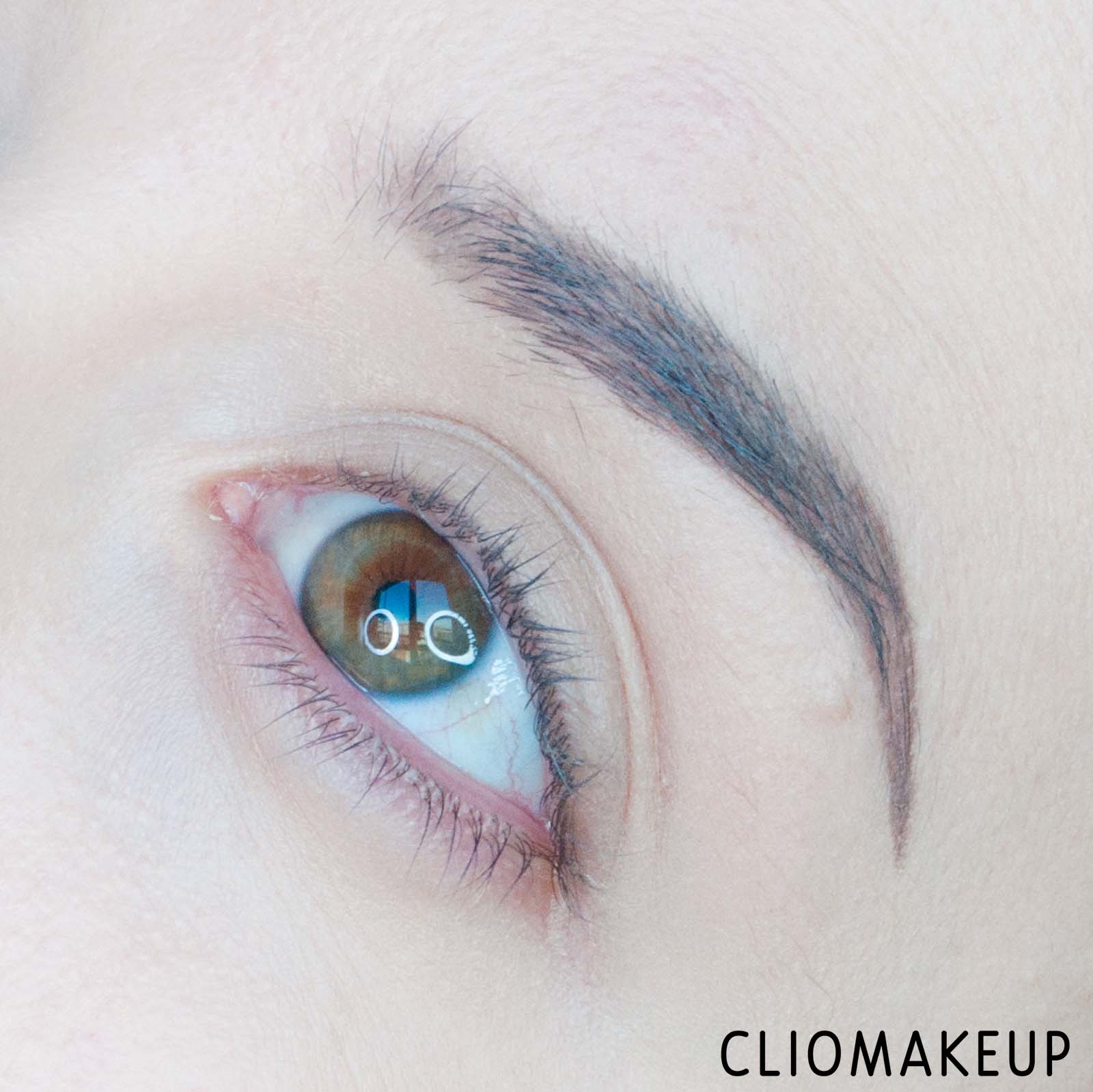 cliomakeup-recensione-mascara-benefit-roller-lash-super-curling-e-lifting-mascara-10