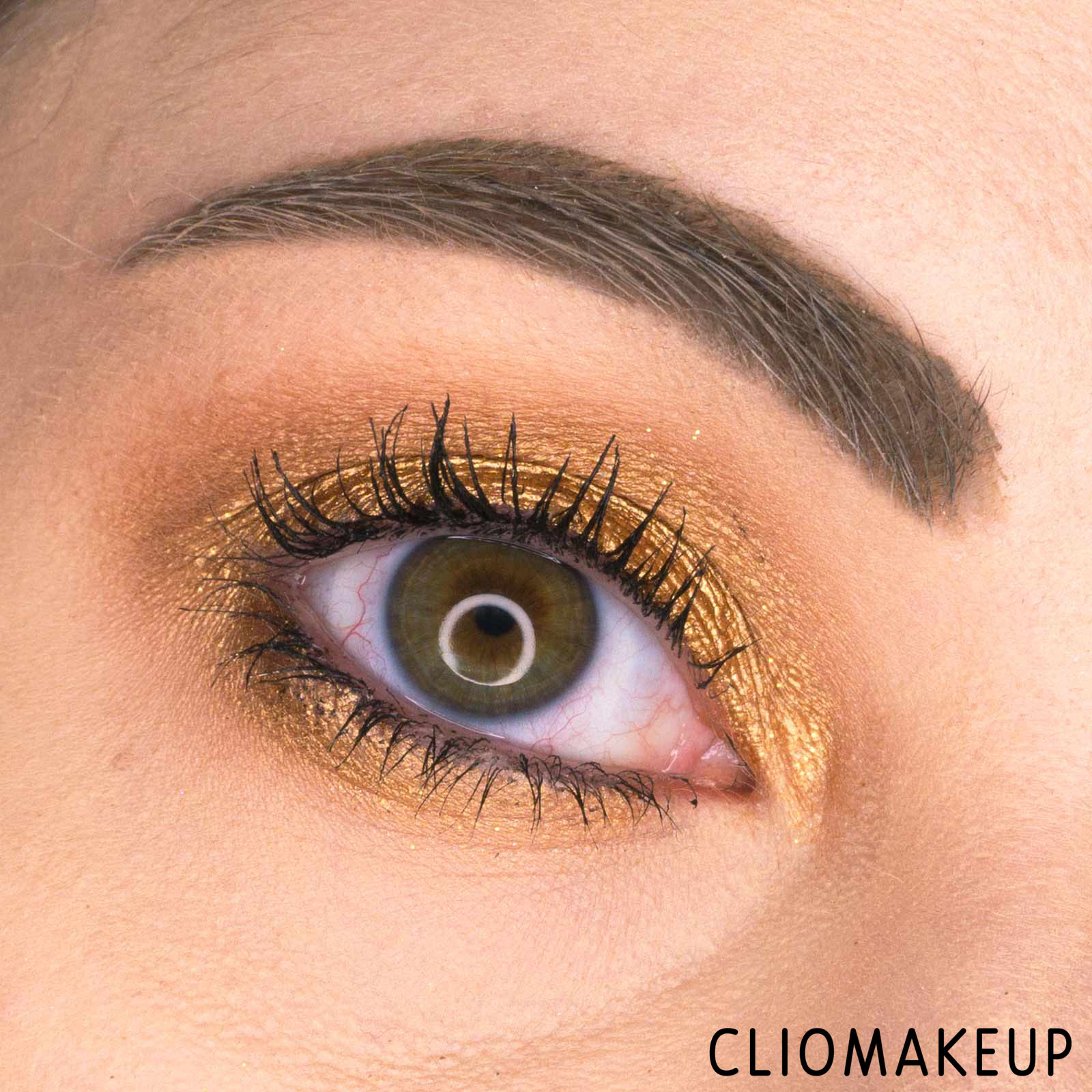 cliomakeup-recensione-ombretti-liquidi-cosmyfy-galactic-dust-mrtndamex-11