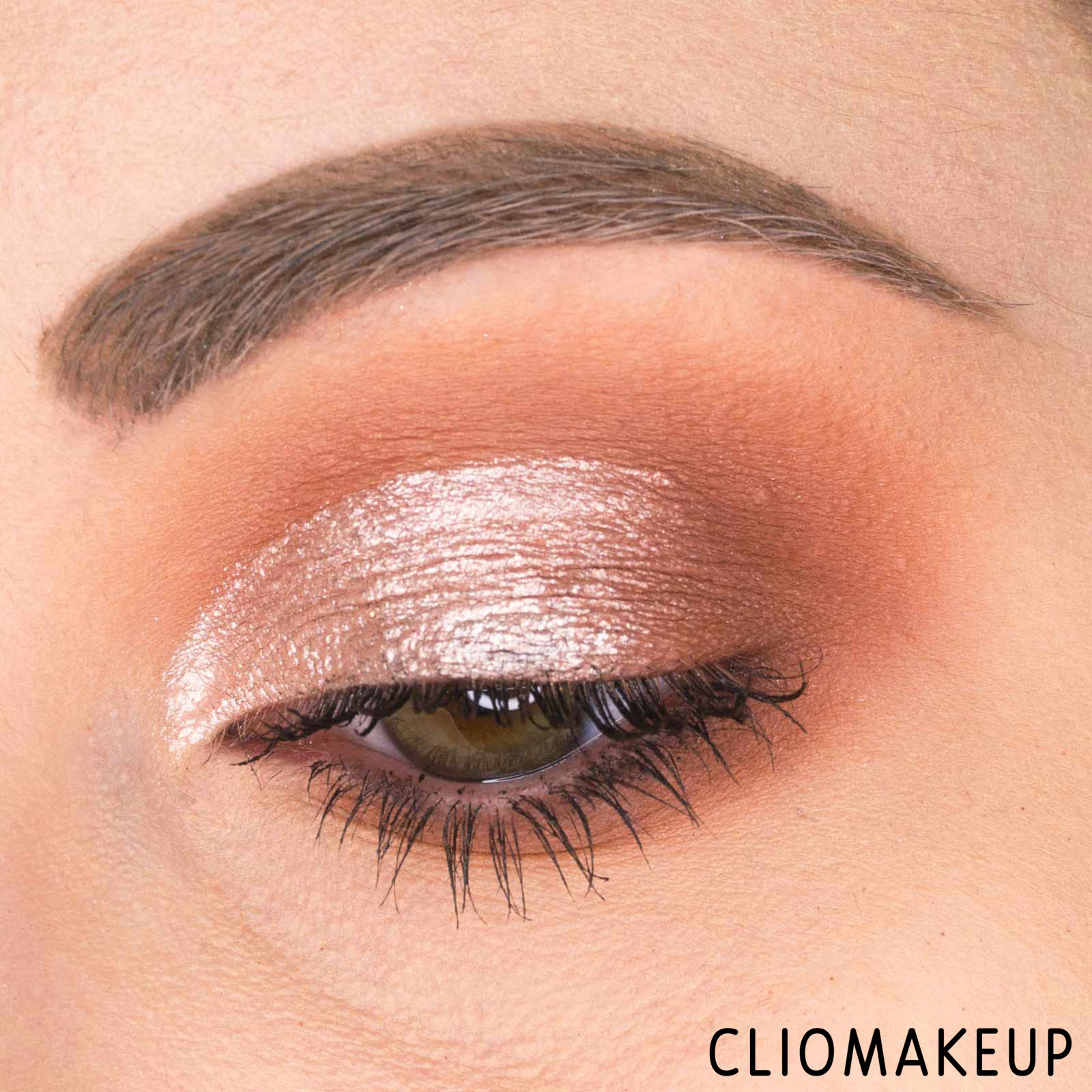 cliomakeup-recensione-ombretti-liquidi-cosmyfy-galactic-dust-mrtndamex-15