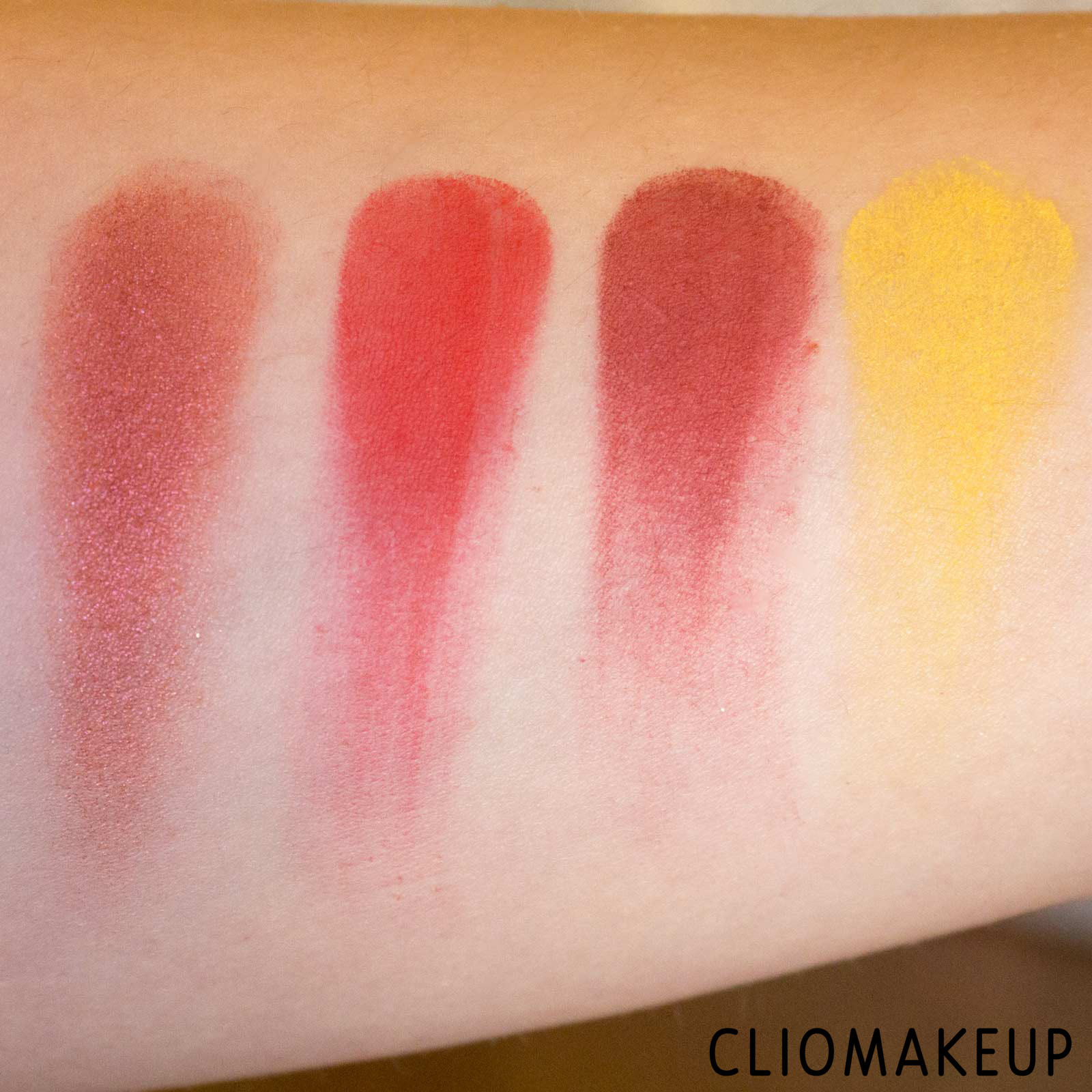 cliomakeup-recensione-palette-nyx-ultimate-shadow-palette-phoenix-6
