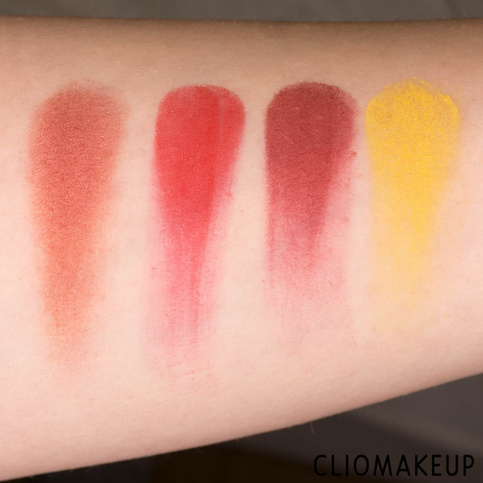 cliomakeup-recensione-palette-nyx-ultimate-shadow-palette-phoenix-7