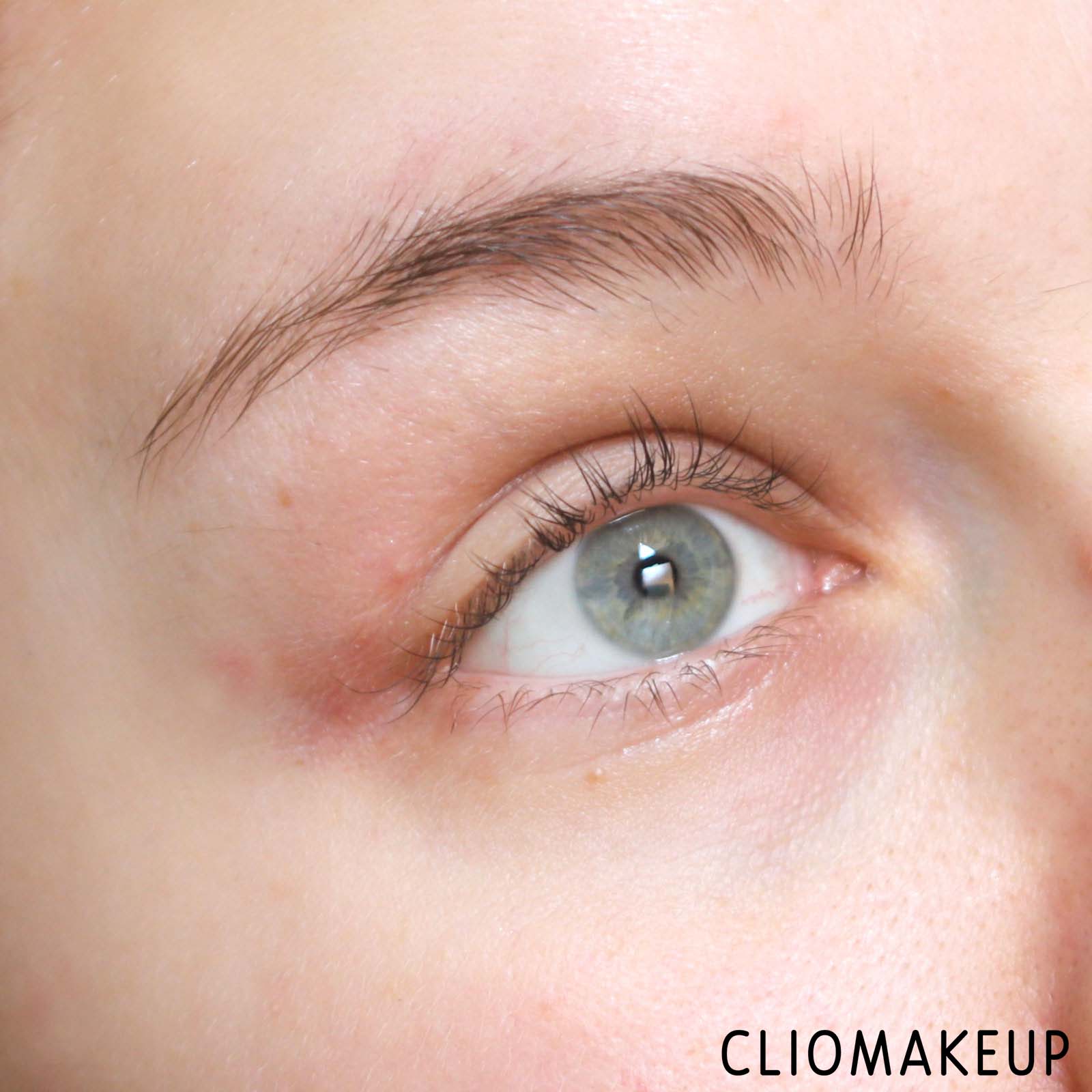 cliomakeup-recensione-pennarello-sopracciglia-kiko-eyebrow-marker-10