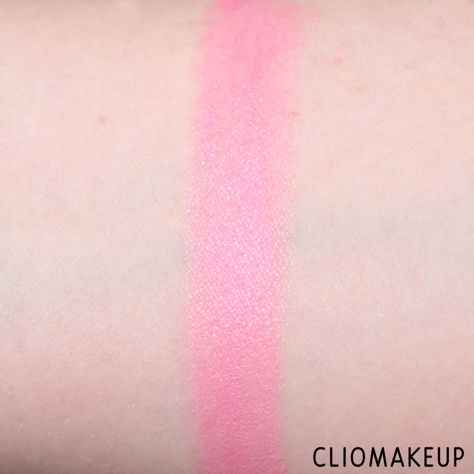 cliomakeup-recensione-rossetti-mac-lipstick-boom-boom-boom-9