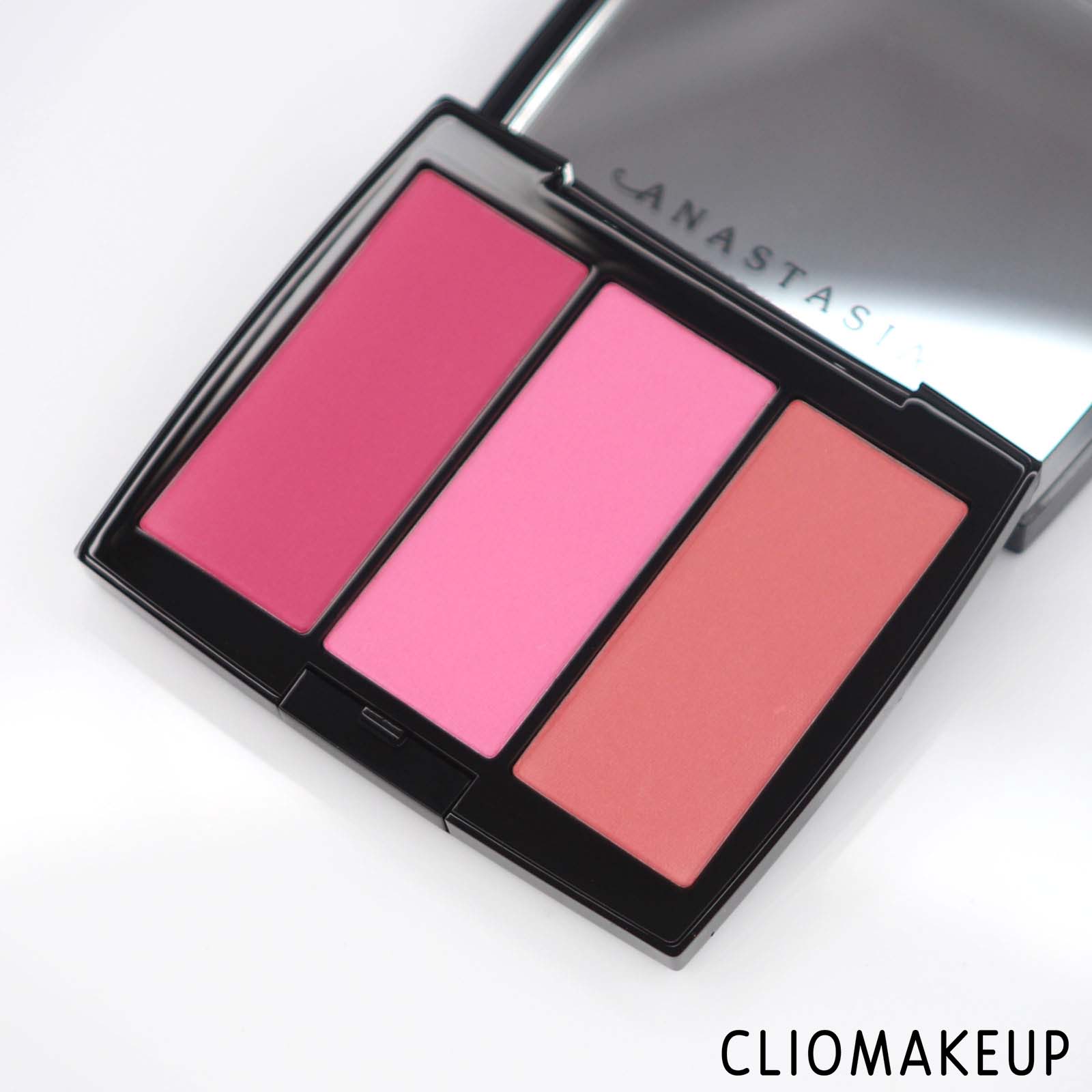 cliomakeup-recensione-blush-anastasia-beverly-hills-blush-trio-5