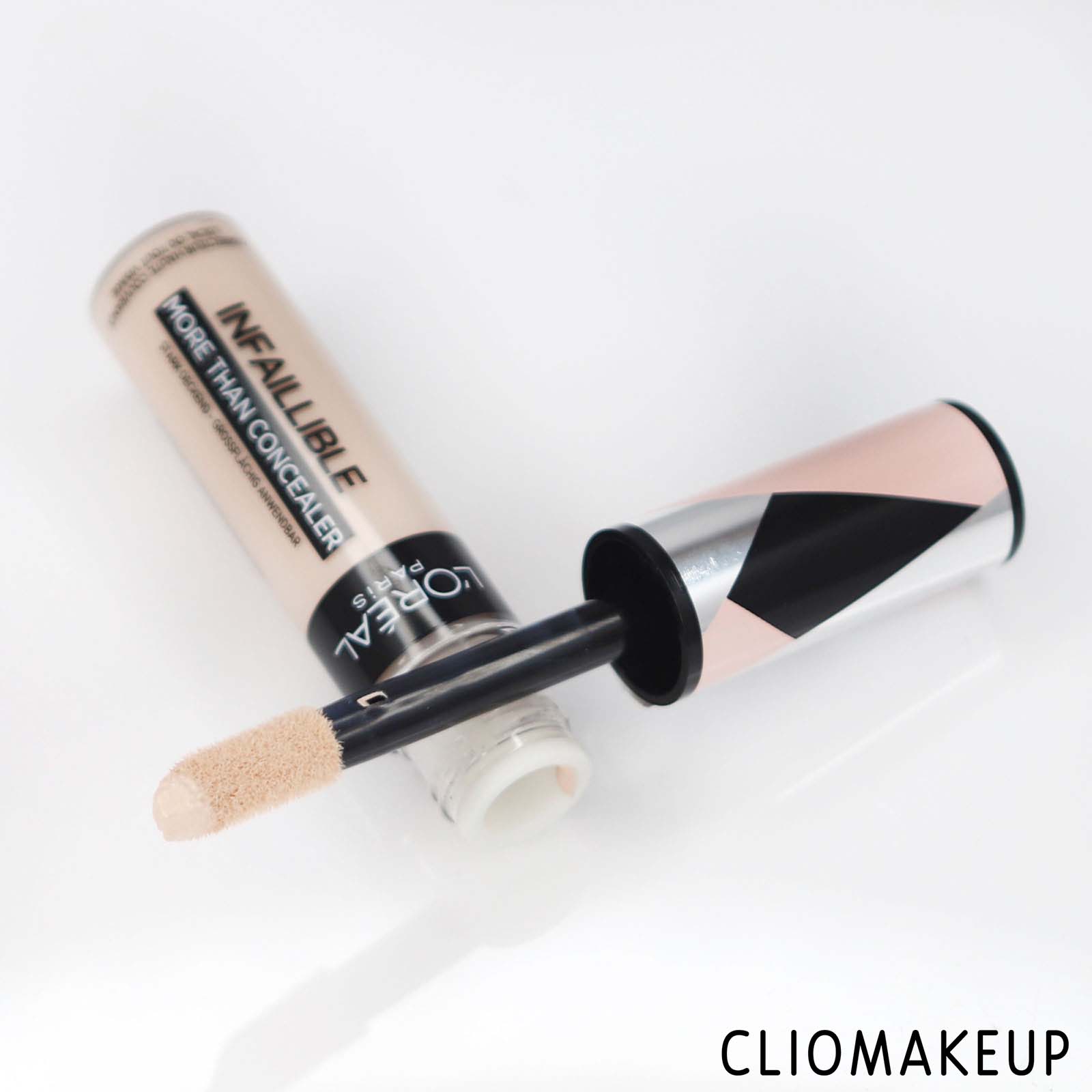 cliomakeup-recensione-correttore-loreal-infaillible-more-than-concealer-4