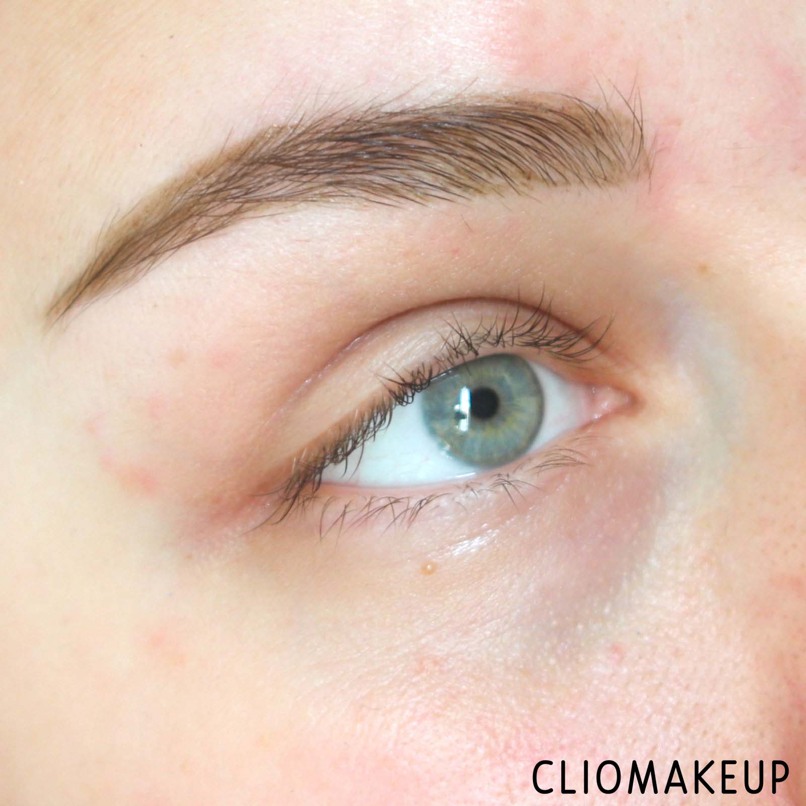 cliomakeup-recensione-correttore-sephora-bright-future-10