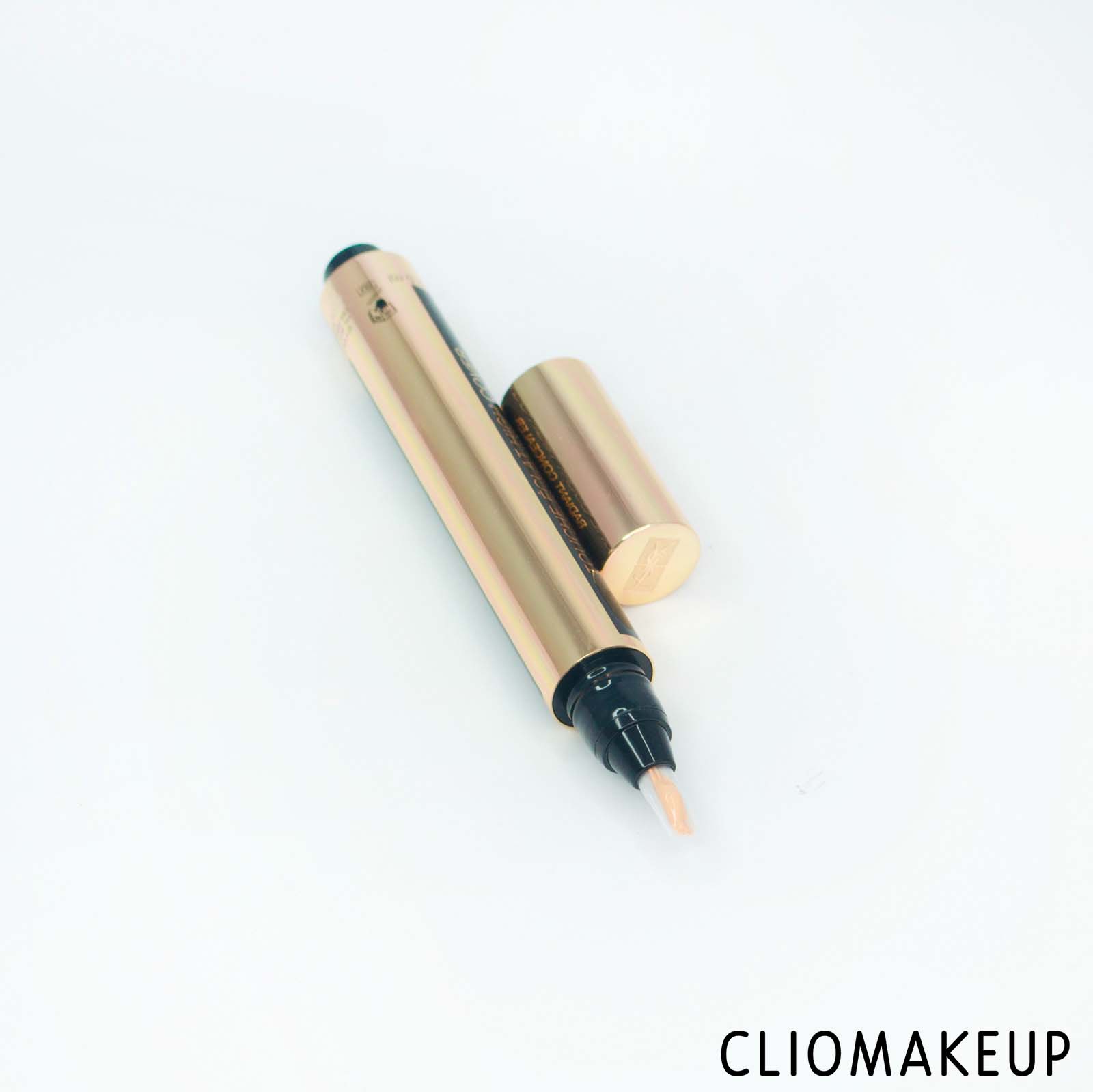 cliomakeup-recensione-correttore-ysl-touche-eclat-high-cover-radiant-concealer-high-coverage-5
