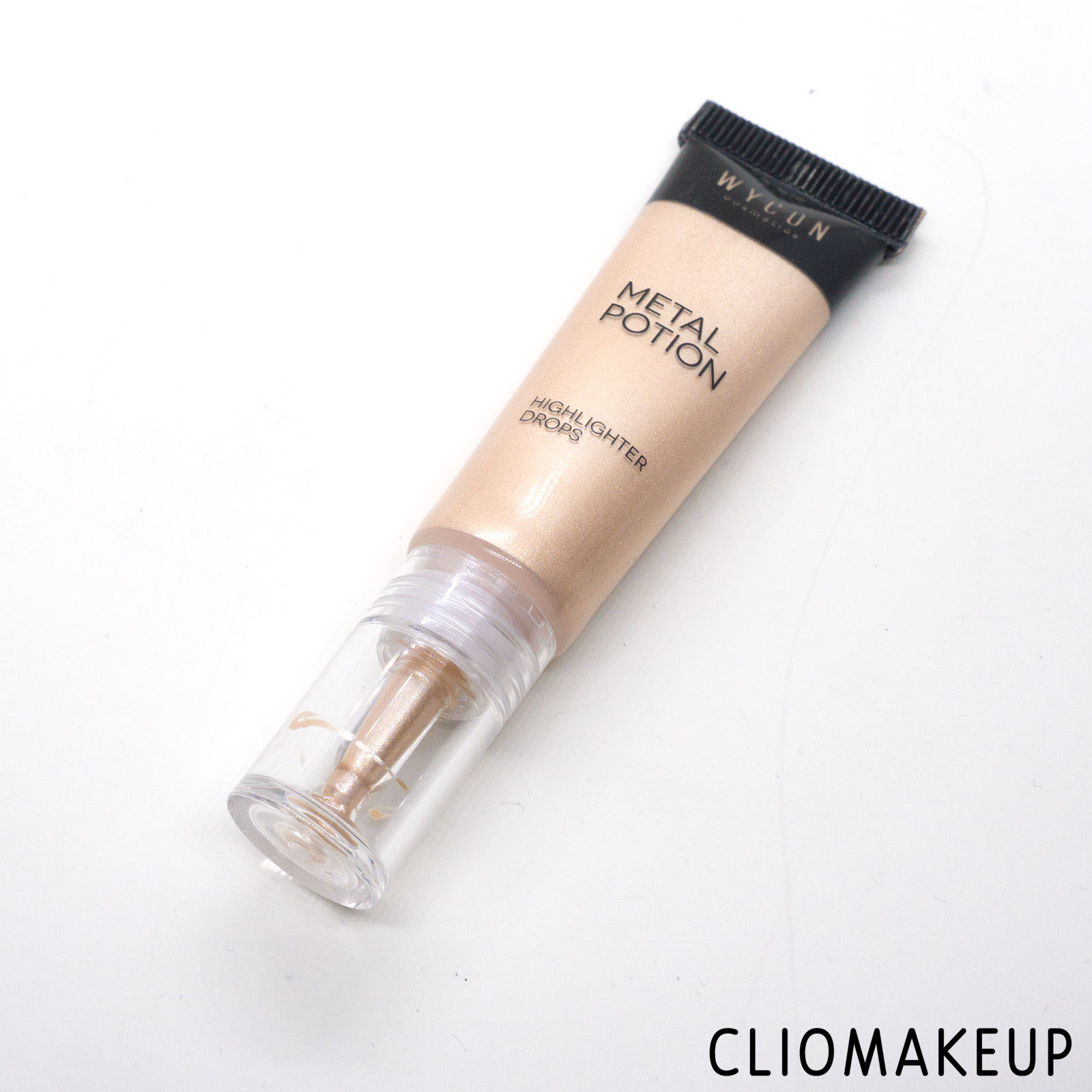 cliomakeup-recensione-illuminante-liquido-Wycon-Metal-Potion-4