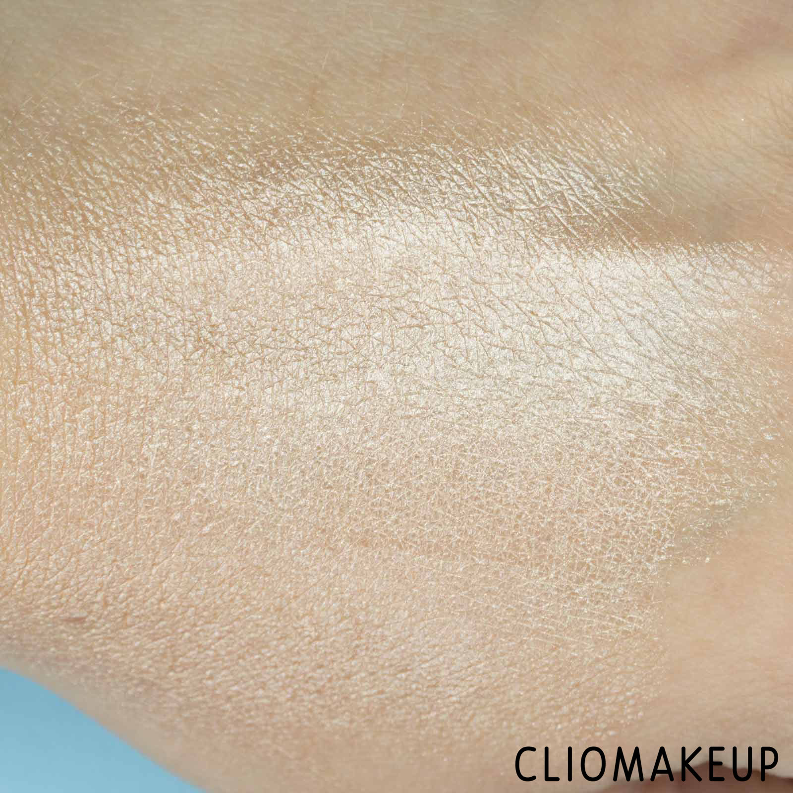 cliomakeup-recensione-illuminante-liquido-Wycon-Metal-Potion-9
