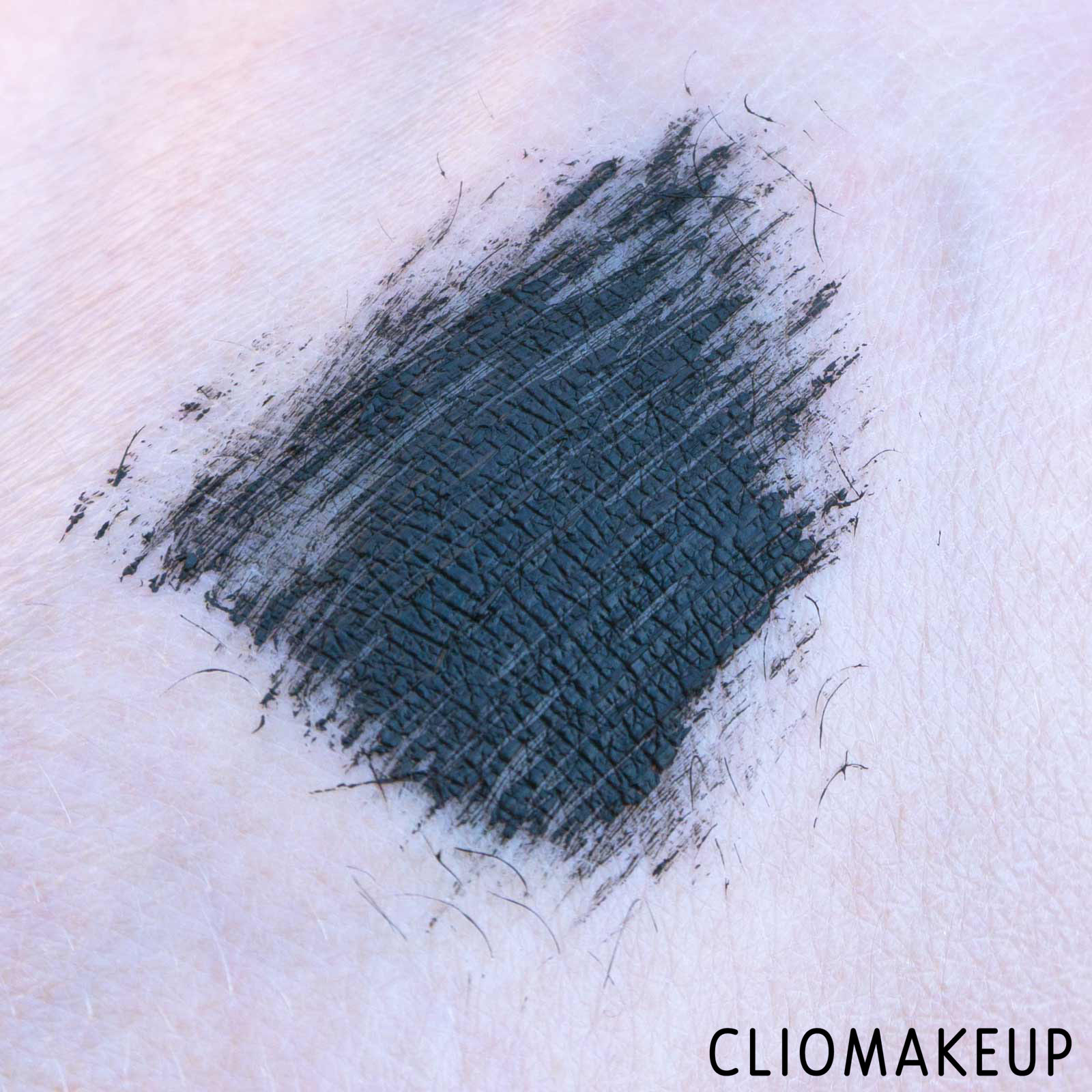 cliomakeup-recensione-mascara-pupa-vamp-mascara-all-in-one-6