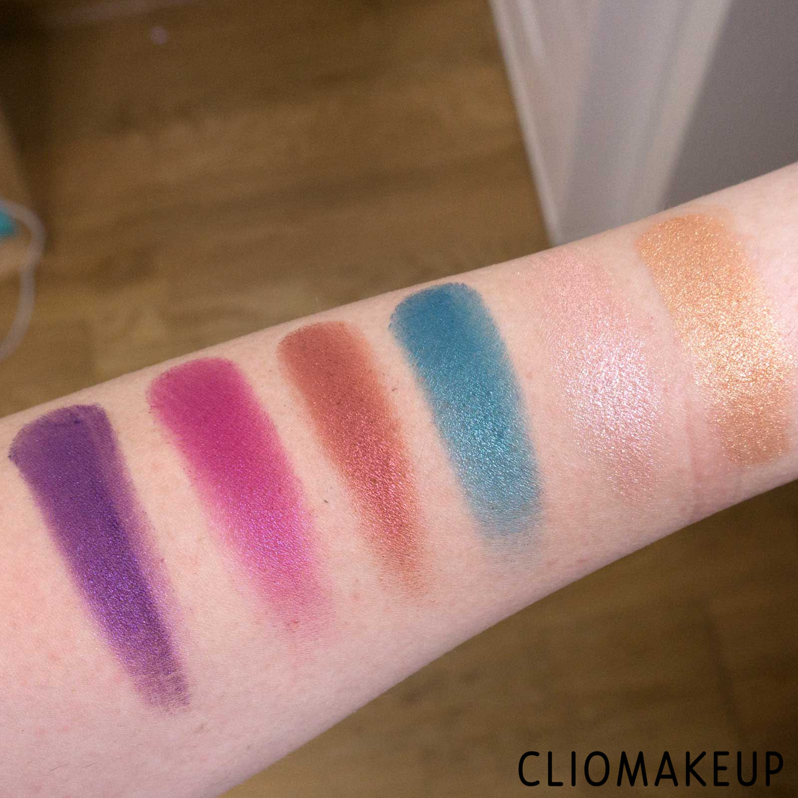 cliomakeup-recensione-palette-carmi-kiss-of-fire-8