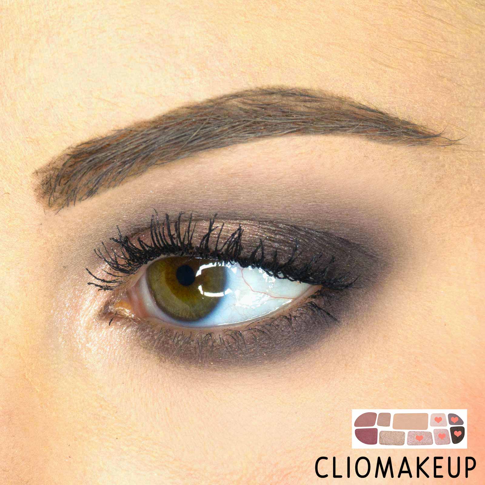 cliomakeup-recensione-palette-essence-blushed-eyeshadow-palette-14