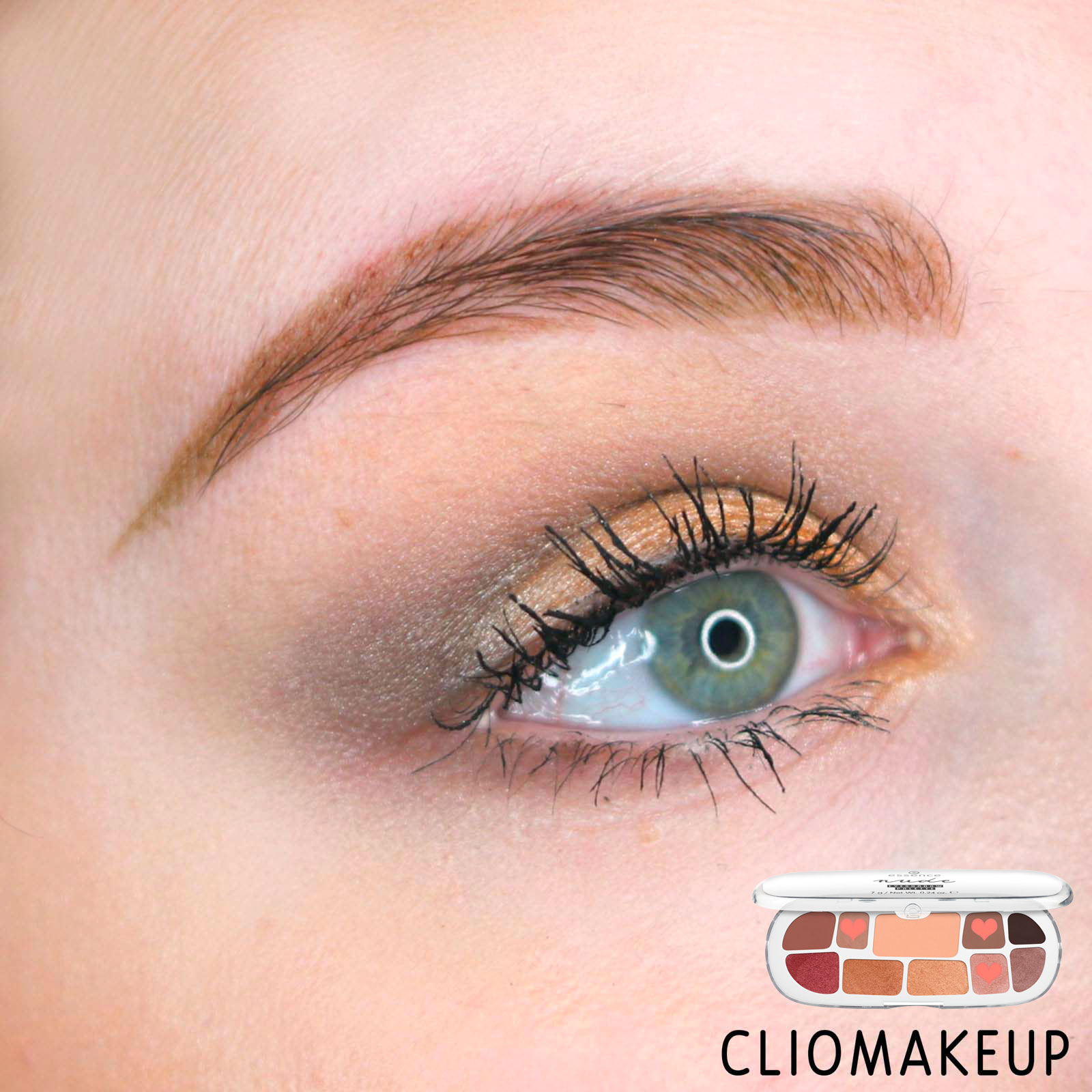 cliomakeup-recensione-palette-essence-nude-eyeshadow-palette-11