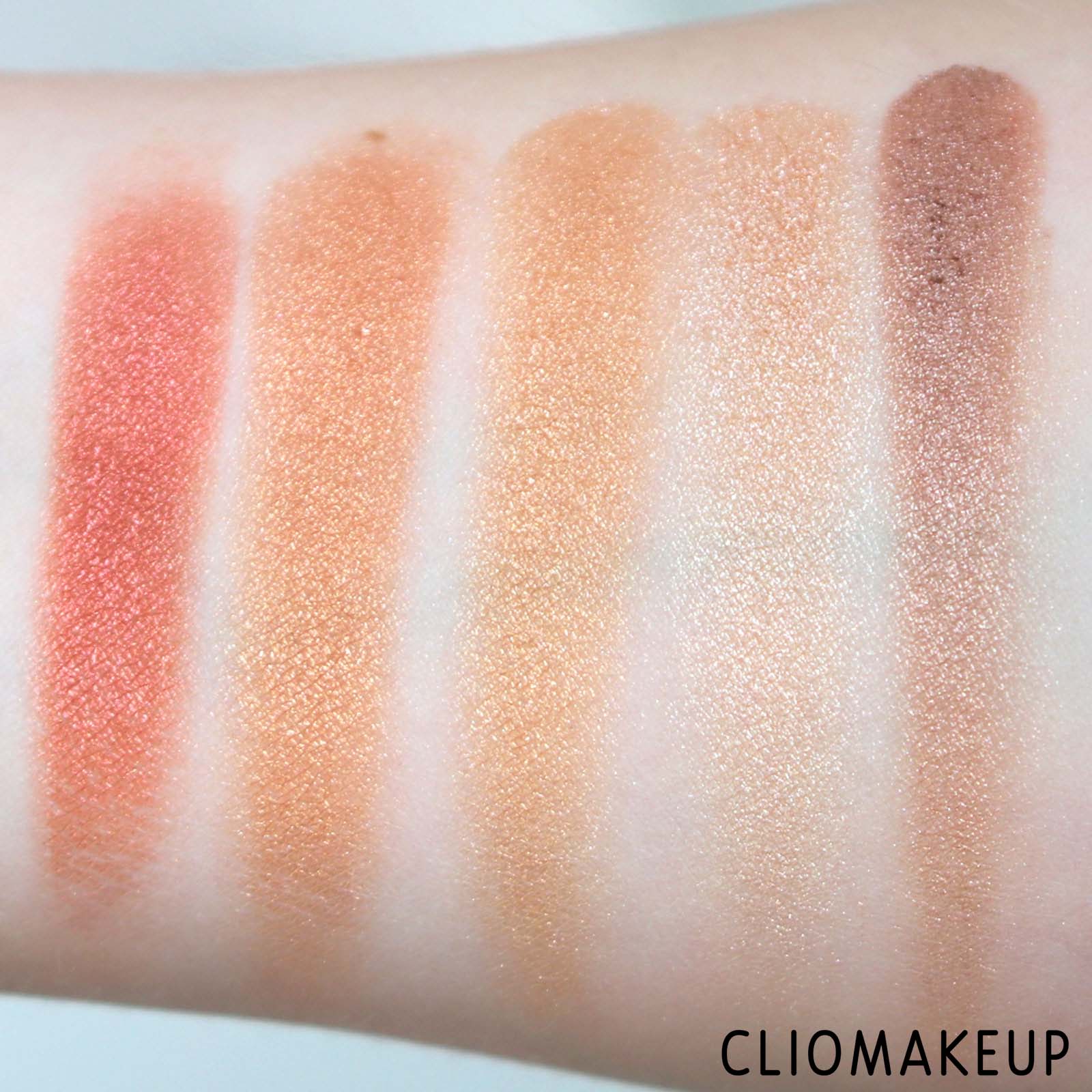 cliomakeup-recensione-palette-essence-nude-eyeshadow-palette-8