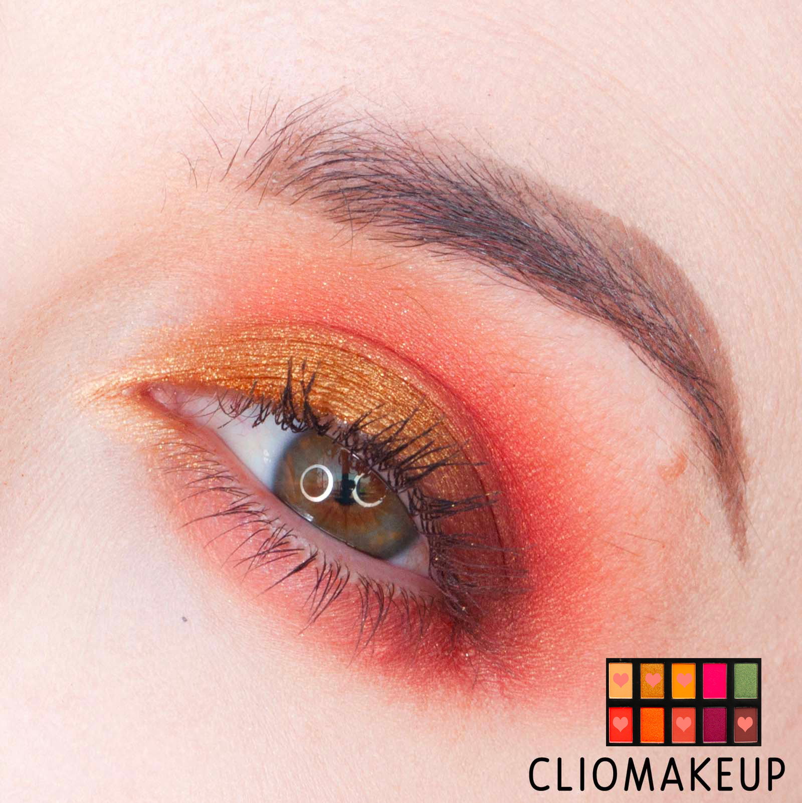 cliomakeup-recensione-palette-nyx-off-tropic-shadow palette-15