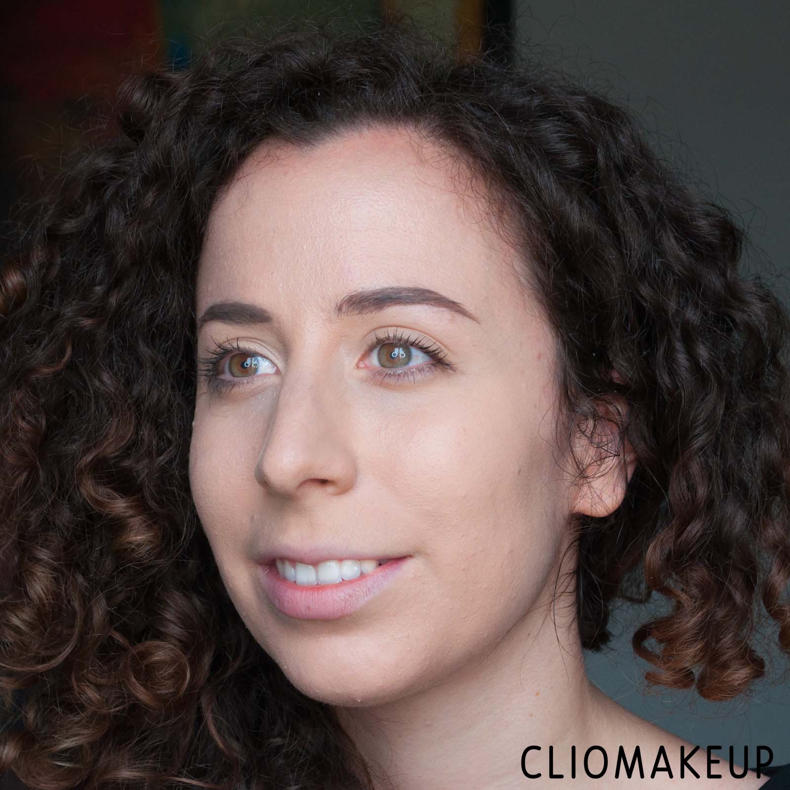 cliomakeup-recensione-palette-viso-essence-hey-cheeks-blush-bronzer-e-highlighter-palette-11