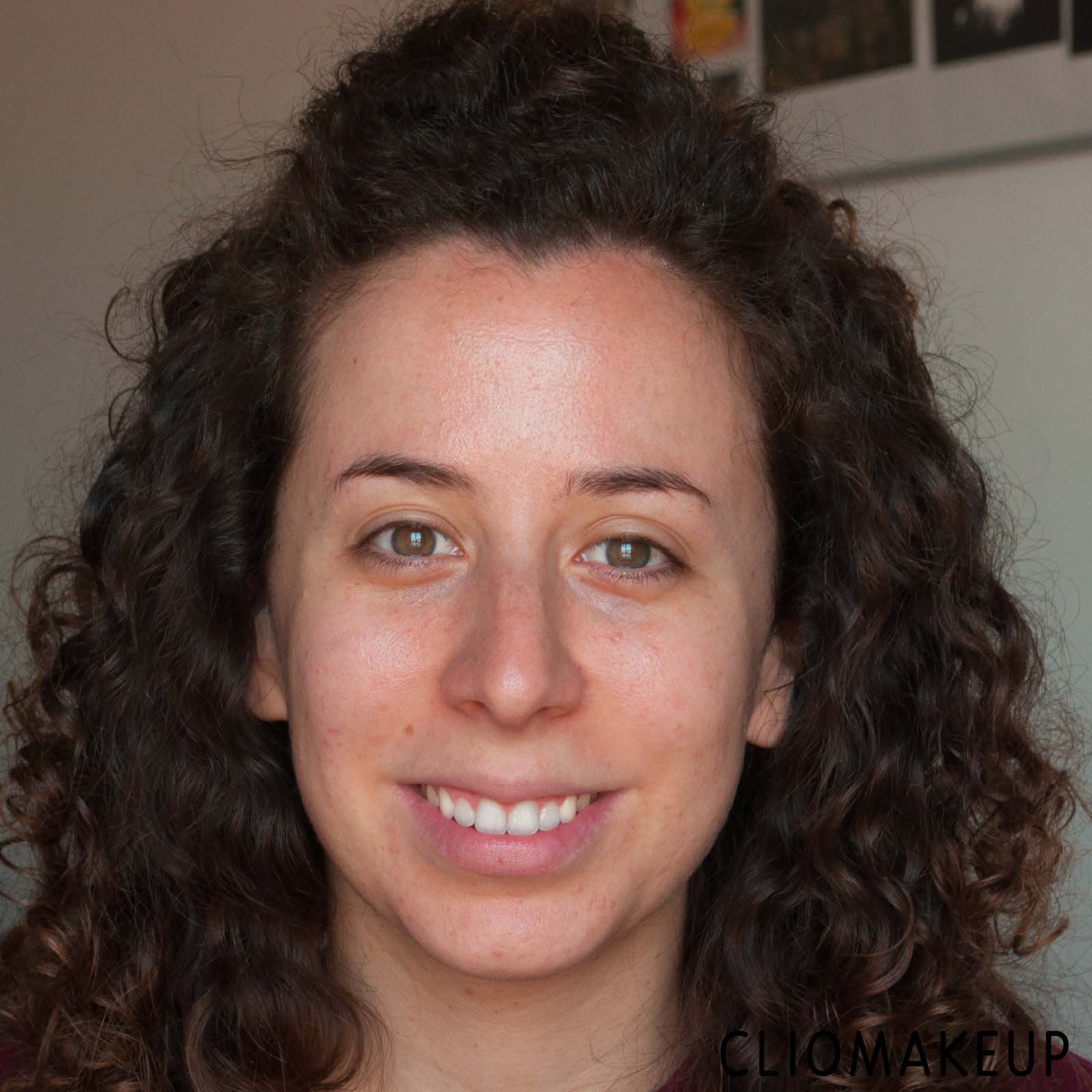 cliomakeup-recensione-primer-viso-pupa-natural-side-face-primer-8