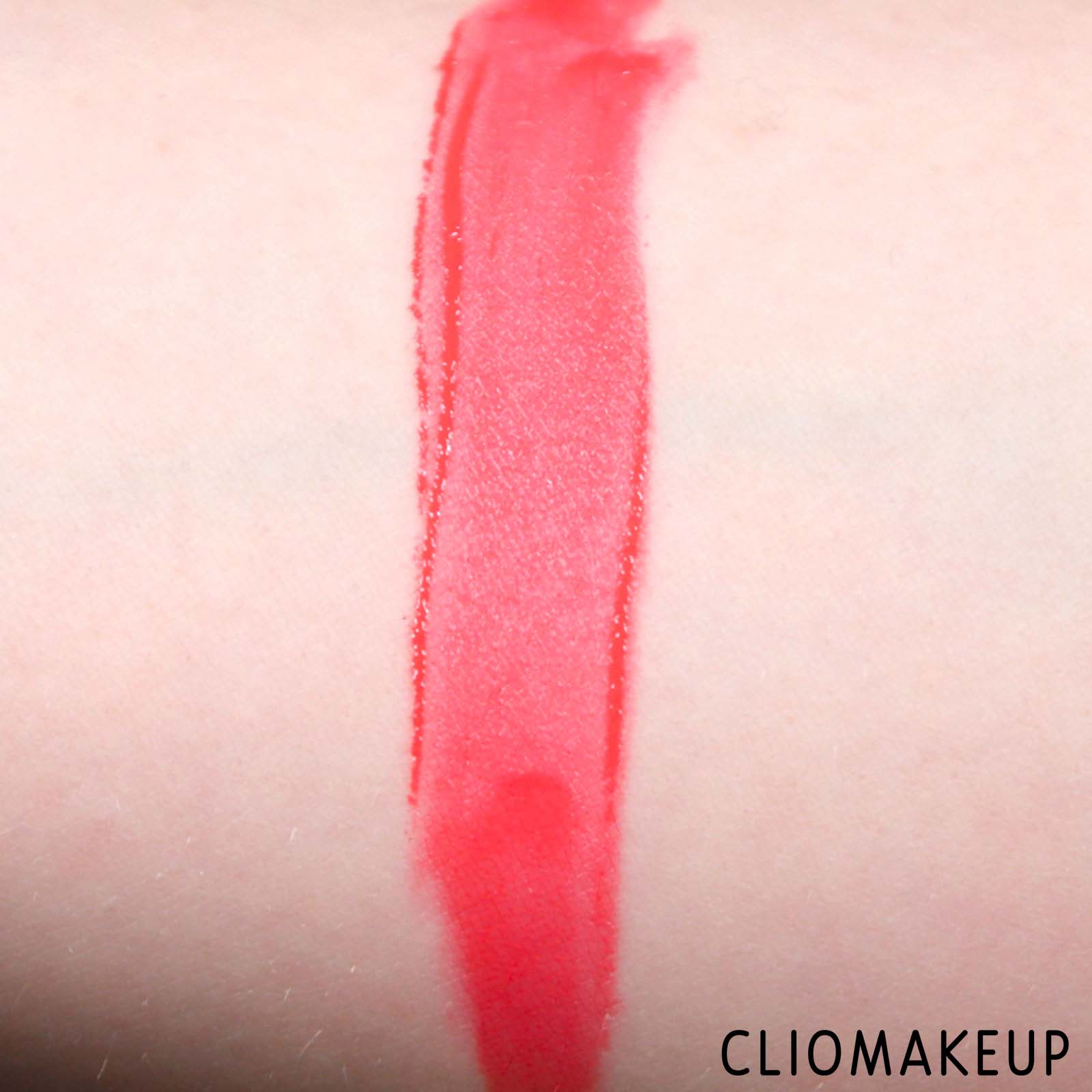 cliomakeup-recensione-rossetti-nyx-super-cliquey-glossy-lipstick-9