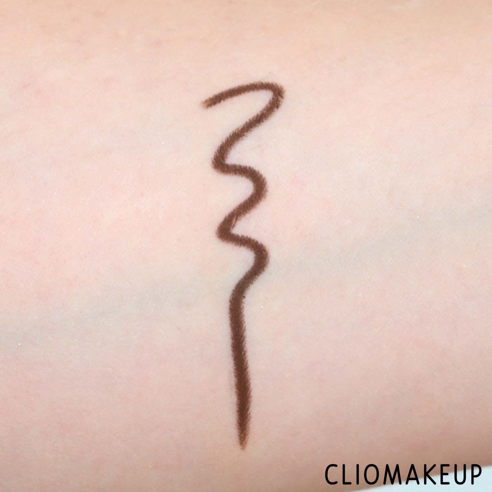 cliomakeup-recensione-eyeliner-cremoso-kat-von-d-cake-pencil-6