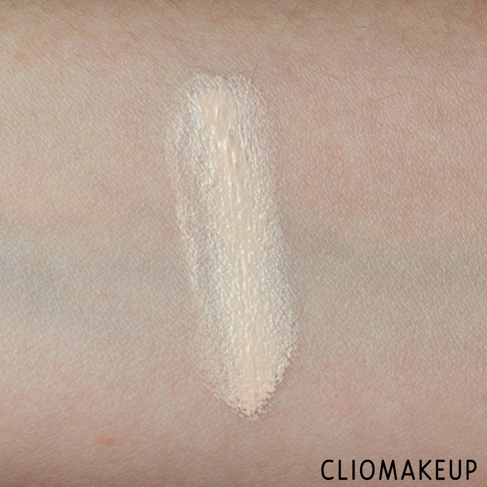 cliomakeup-recensione-fondotinta-kiko-ocean-feel-fluid-foundation-8