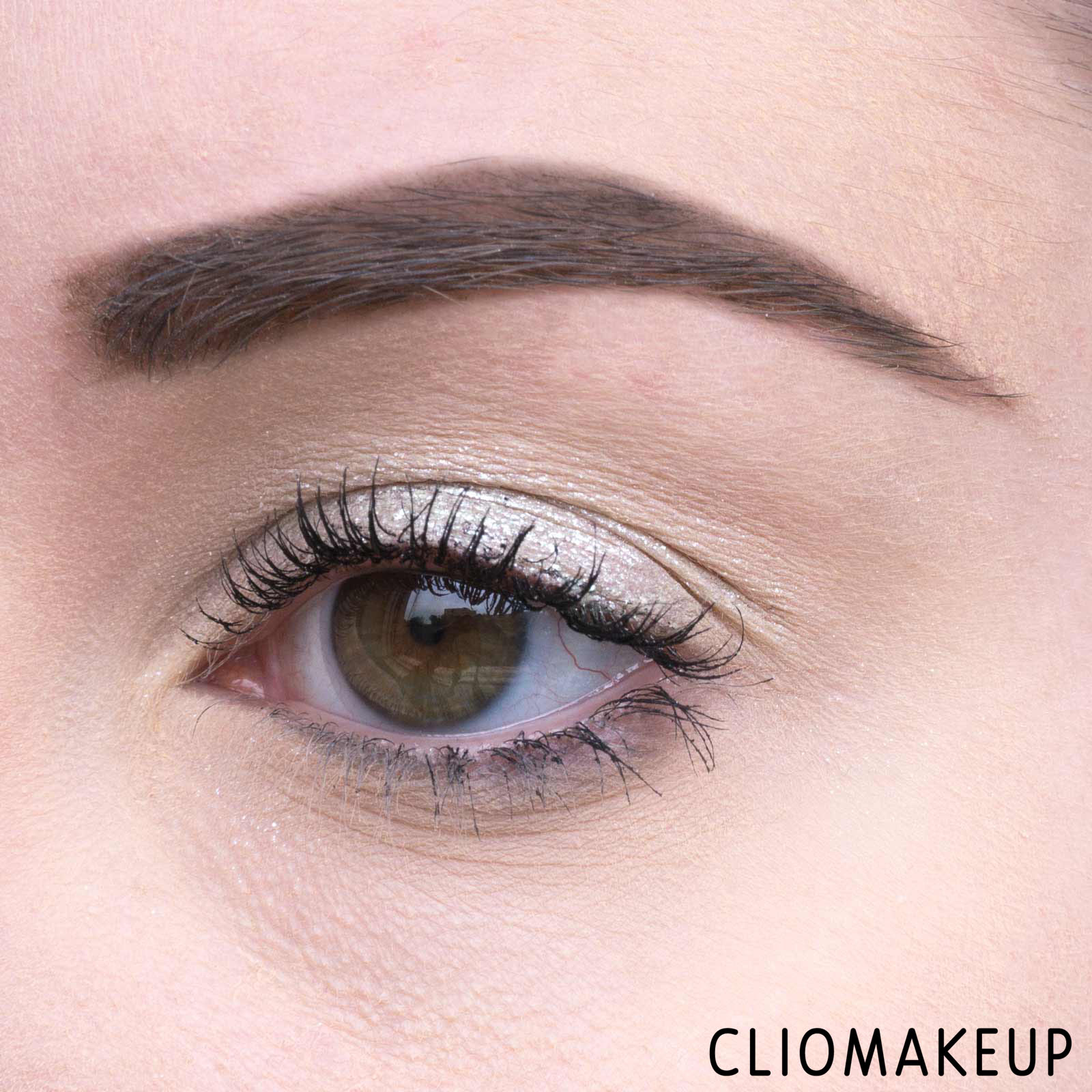 cliomakeup-recensione-ombretto-liquido-huda-beauty-matte-e-metal-melted-shadows-13