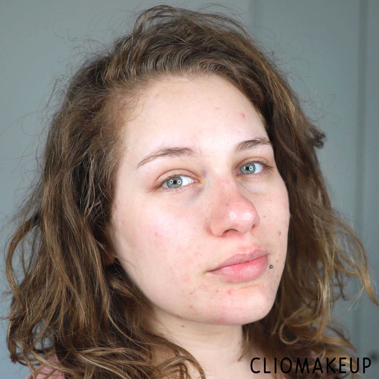 cliomakeup-recensione-too-faced-dew-you-loose-setting-powder-11