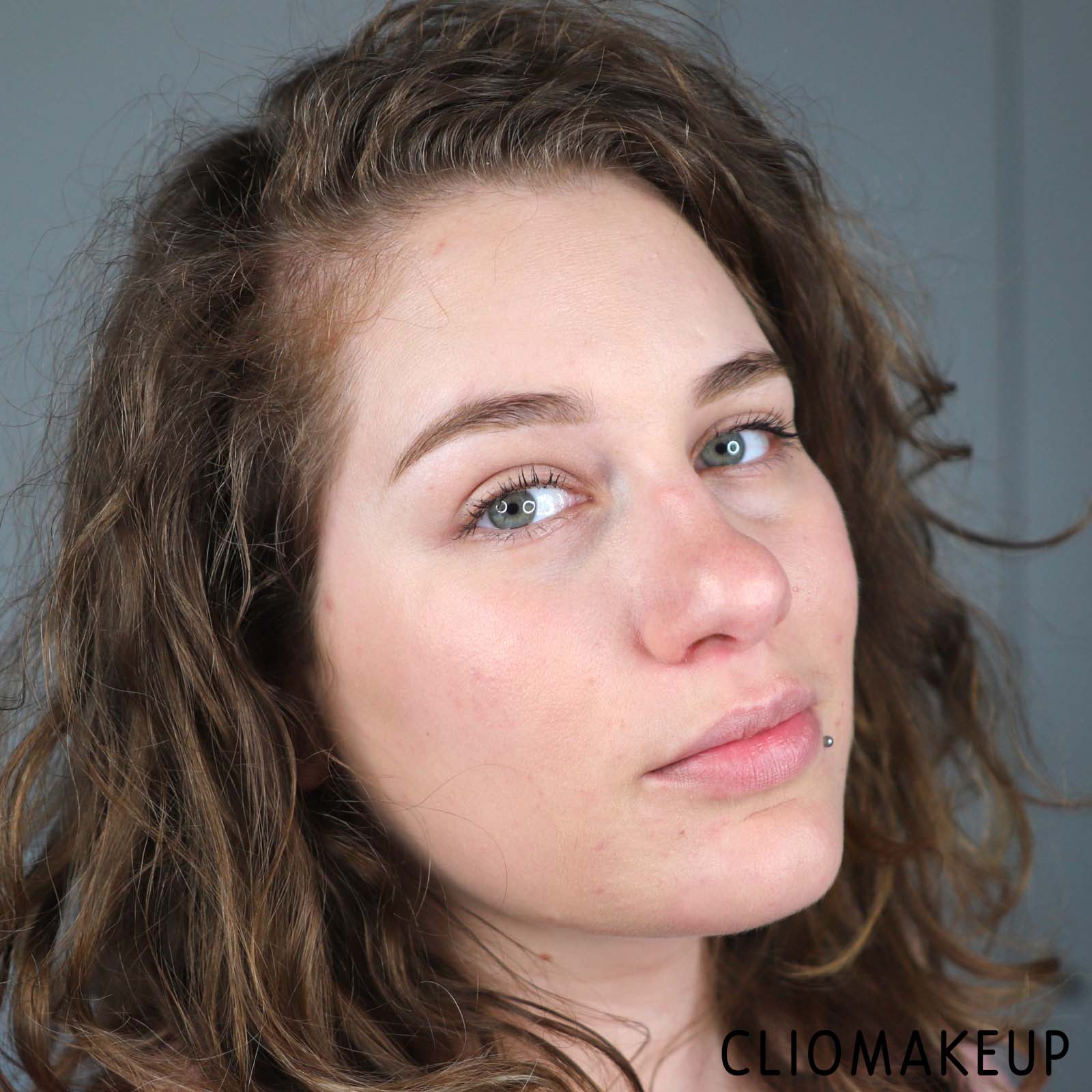 cliomakeup-recensione-too-faced-dew-you-loose-setting-powder-17