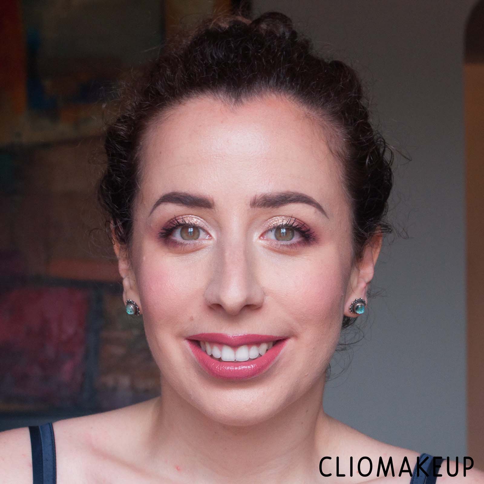 cliomakeup-recensione-bronzer-cream-huda-beauty-tantour-contour-e-bronzer-cream-14