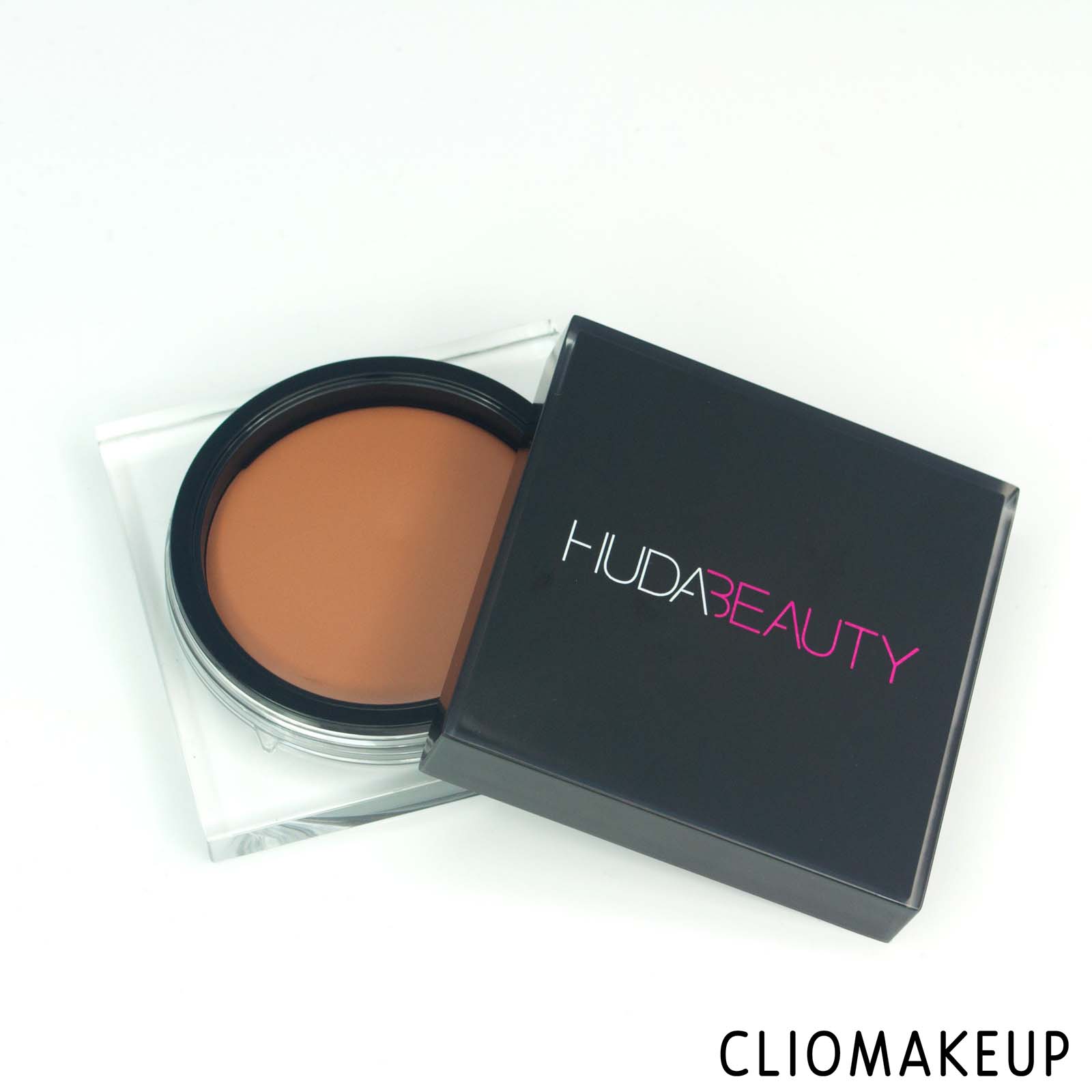 cliomakeup-recensione-bronzer-cream-huda-beauty-tantour-contour-e-bronzer-cream-5