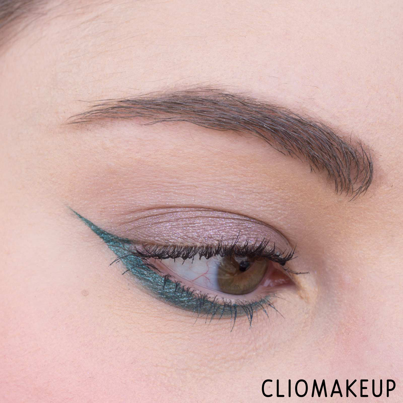 cliomakeup-recensione-eyeliner-ombretto-pupa-surprising-liner-shadow-13