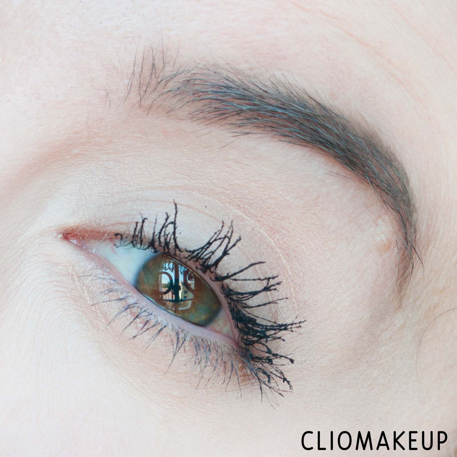 cliomakeup-recensione-mascara-deborah-24-ore-instant-maxi-volume-waterproof-mascara-14