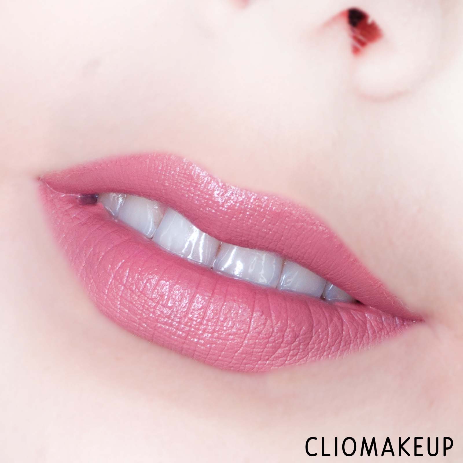 cliomakeup-recensione-rossetti-cremosi-kiko-hydra-shiny-lip-stylo-14