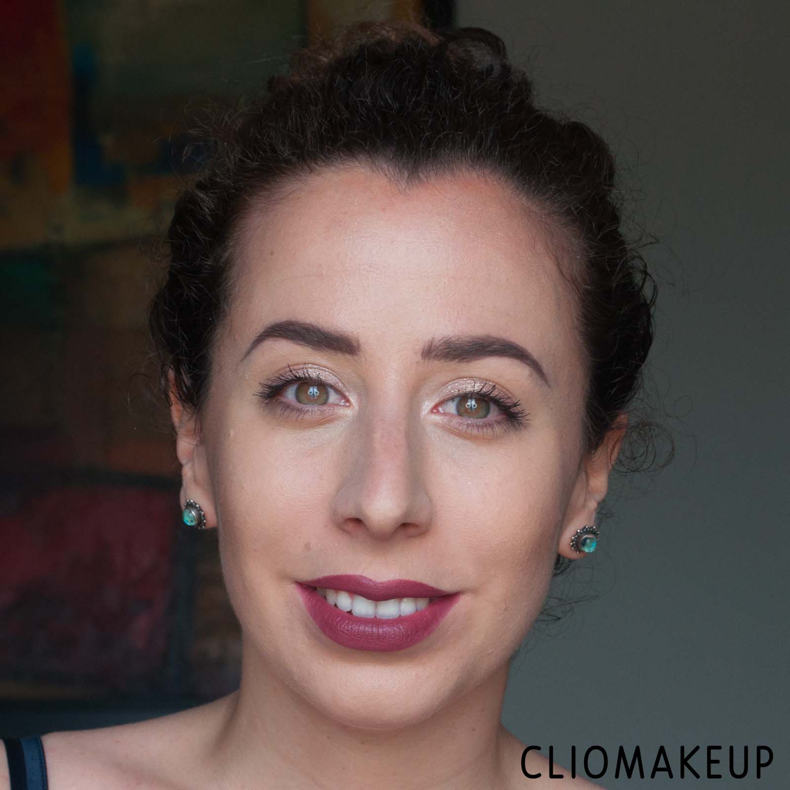 cliomakeup-recensione-rossetti-cremosi-mac-aladdin-matte-lipstick-15