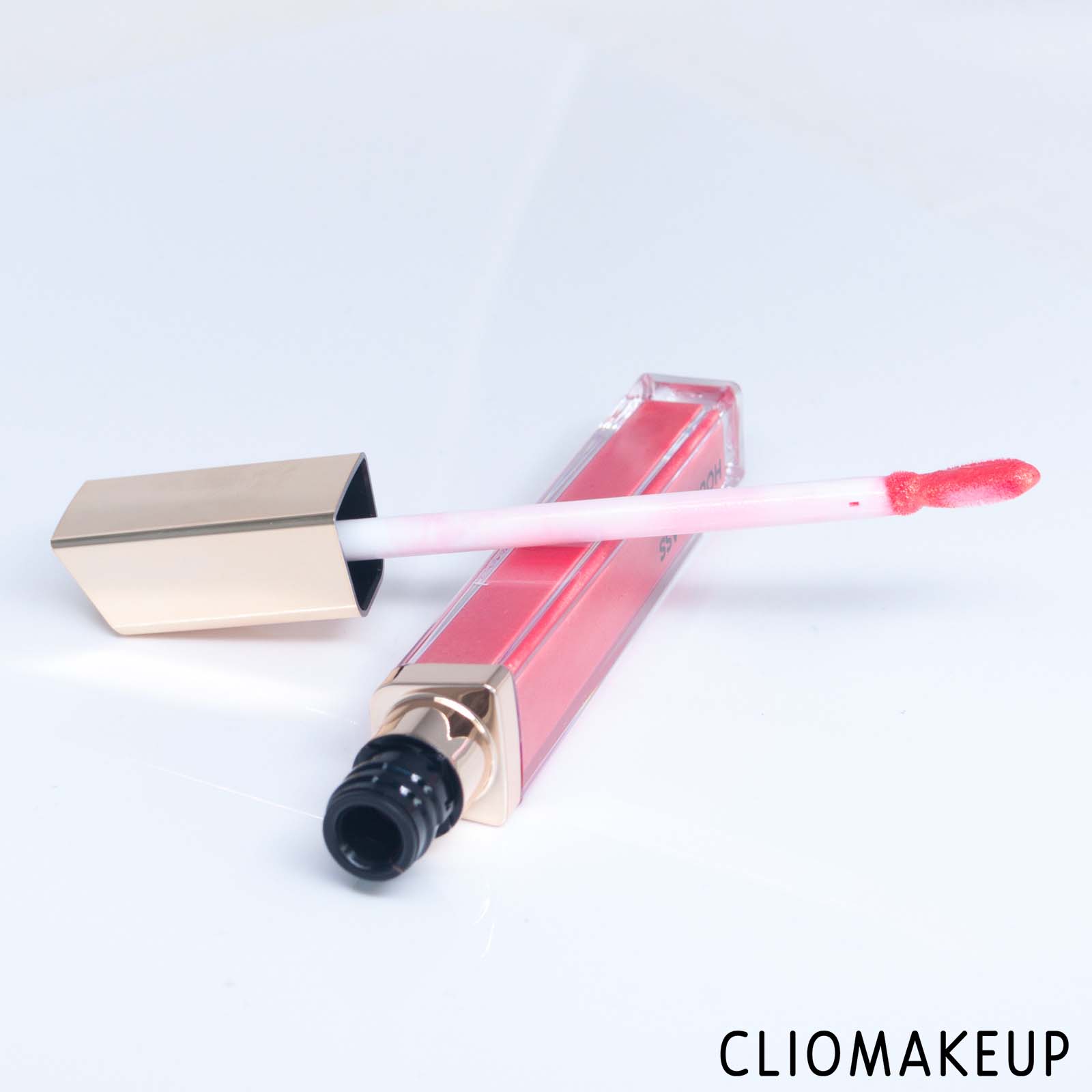 cliomakeup-recensione-gloss-hourglass-unreal-high-shine-volumizing-lip-gloss-5