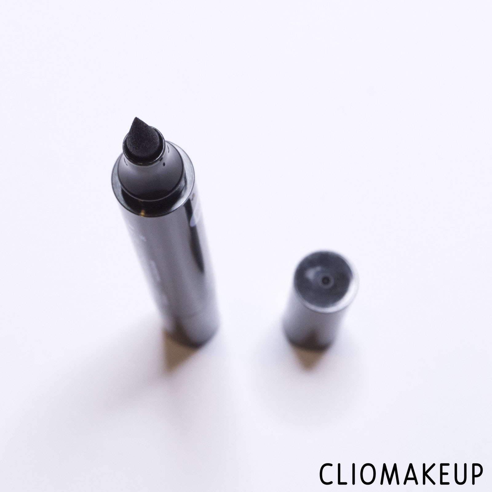 cliomakeup-recensione-lottie-london-stamp-liner-wing-edition-5
