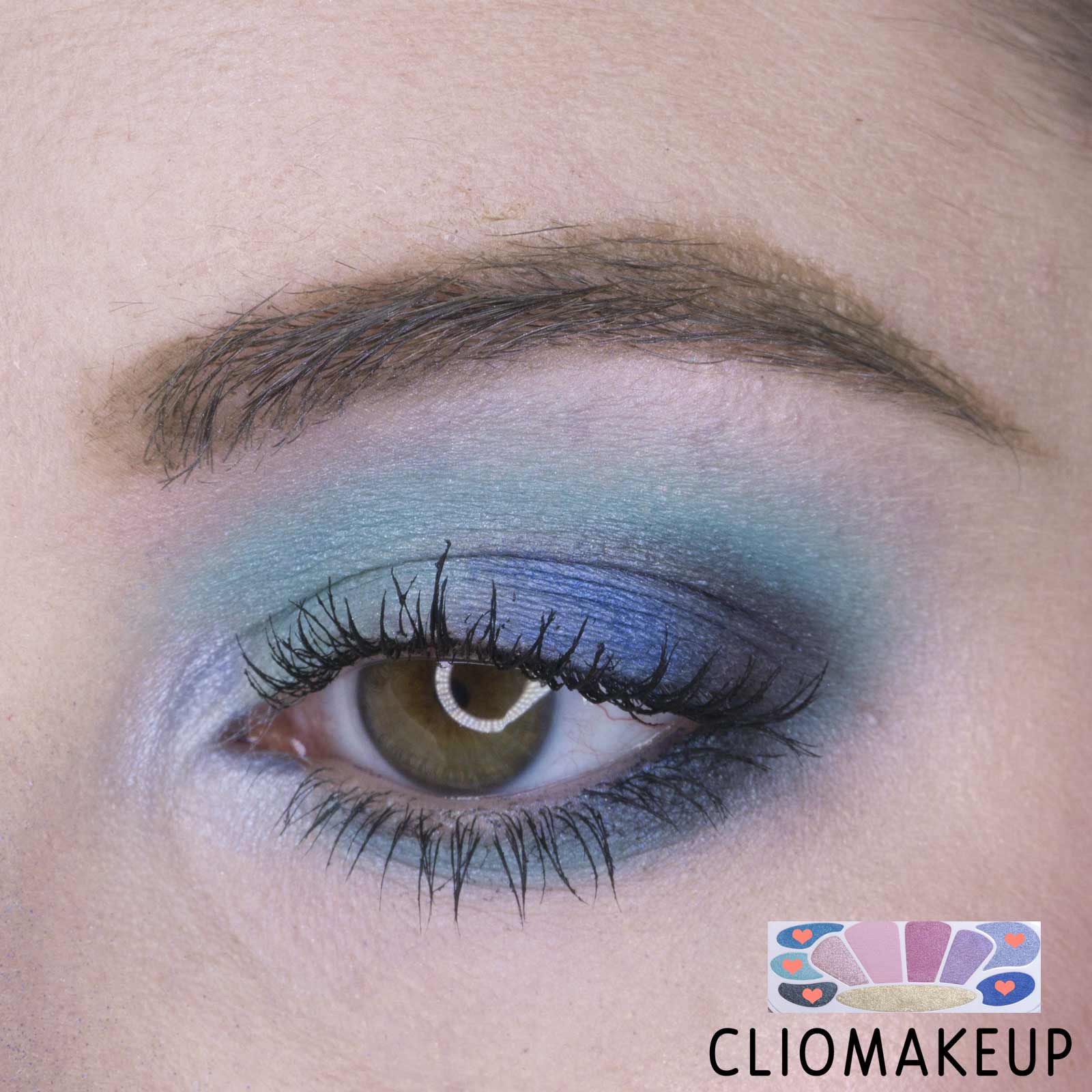 cliomakeup-recensione-palette-essence-mermaid-eyeshadow-box-11