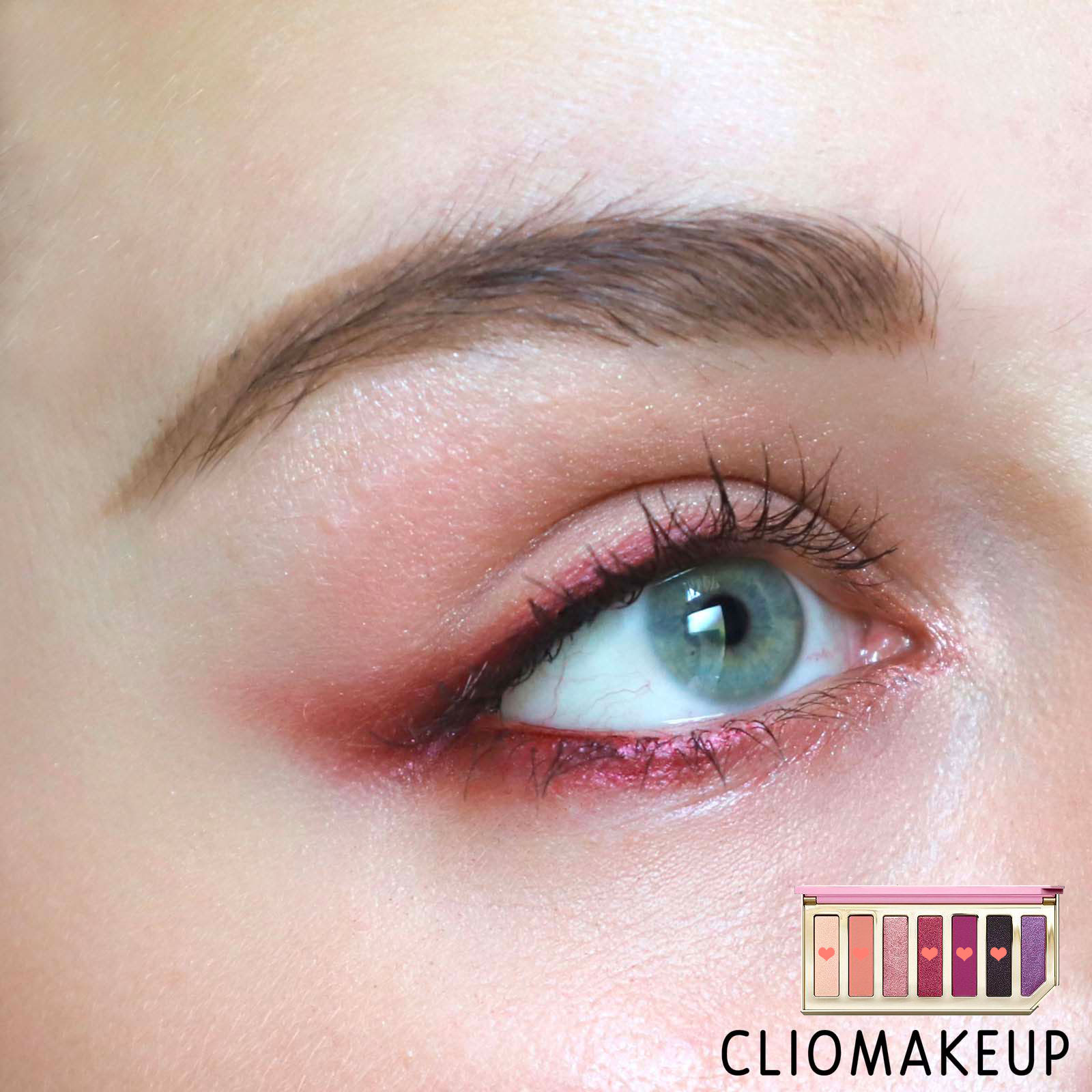 cliomakeup-recensione-palette-too-faced-razzle-dazzle-berry-eye-shadow-palette-13