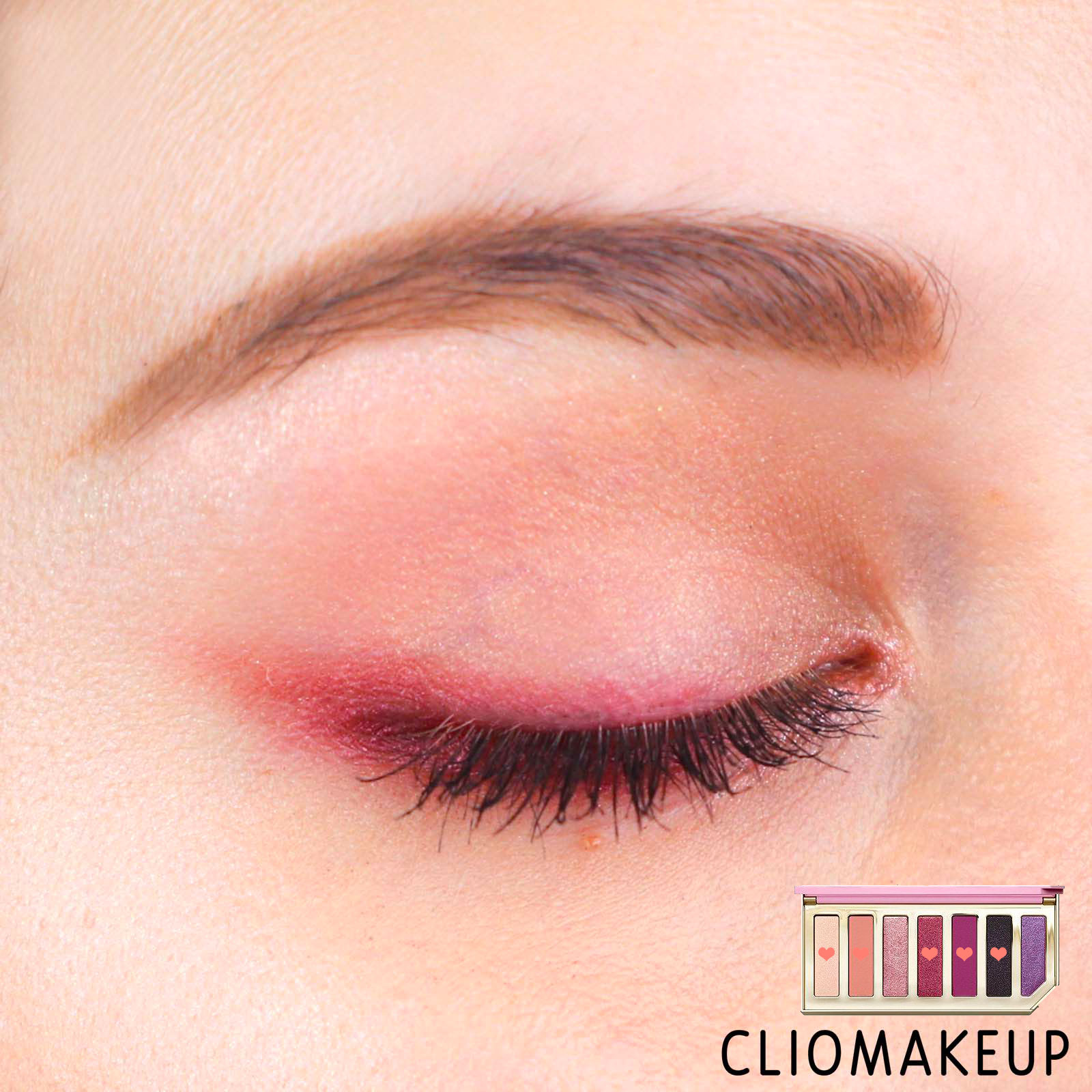 cliomakeup-recensione-palette-too-faced-razzle-dazzle-berry-eye-shadow-palette-15