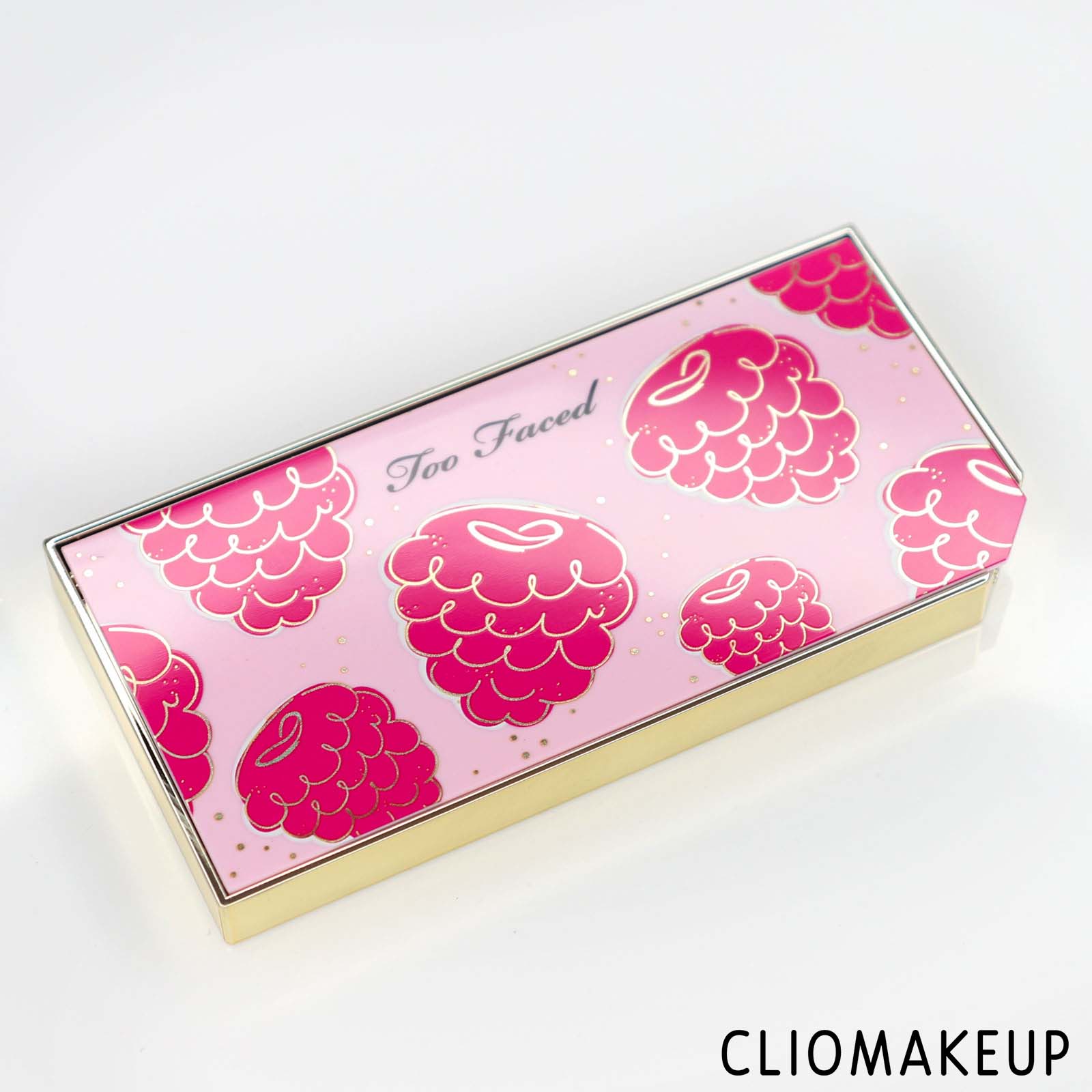 cliomakeup-recensione-palette-too-faced-razzle-dazzle-berry-eye-shadow-palette-2